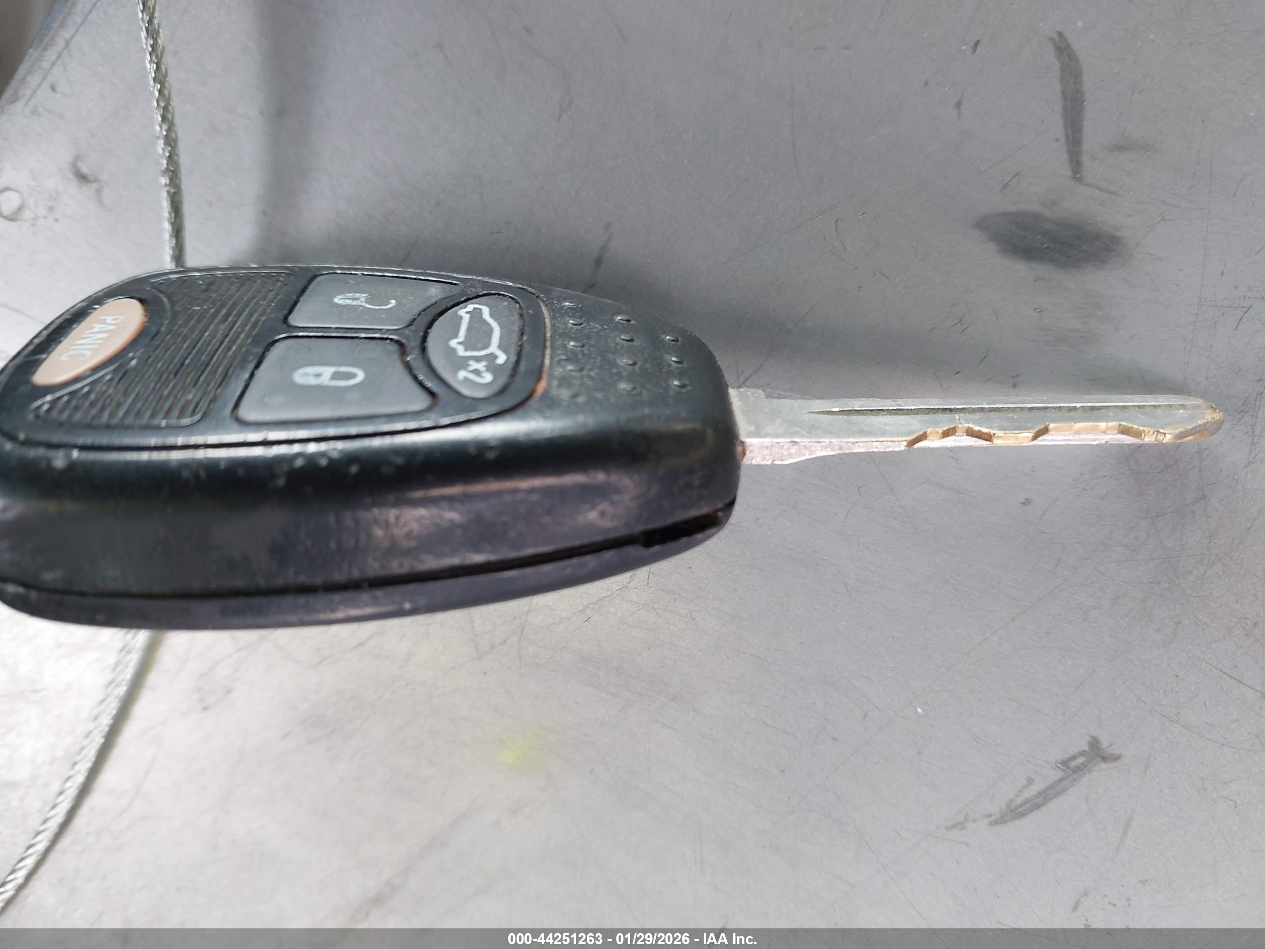 CHRYSLER SEBRING image 11