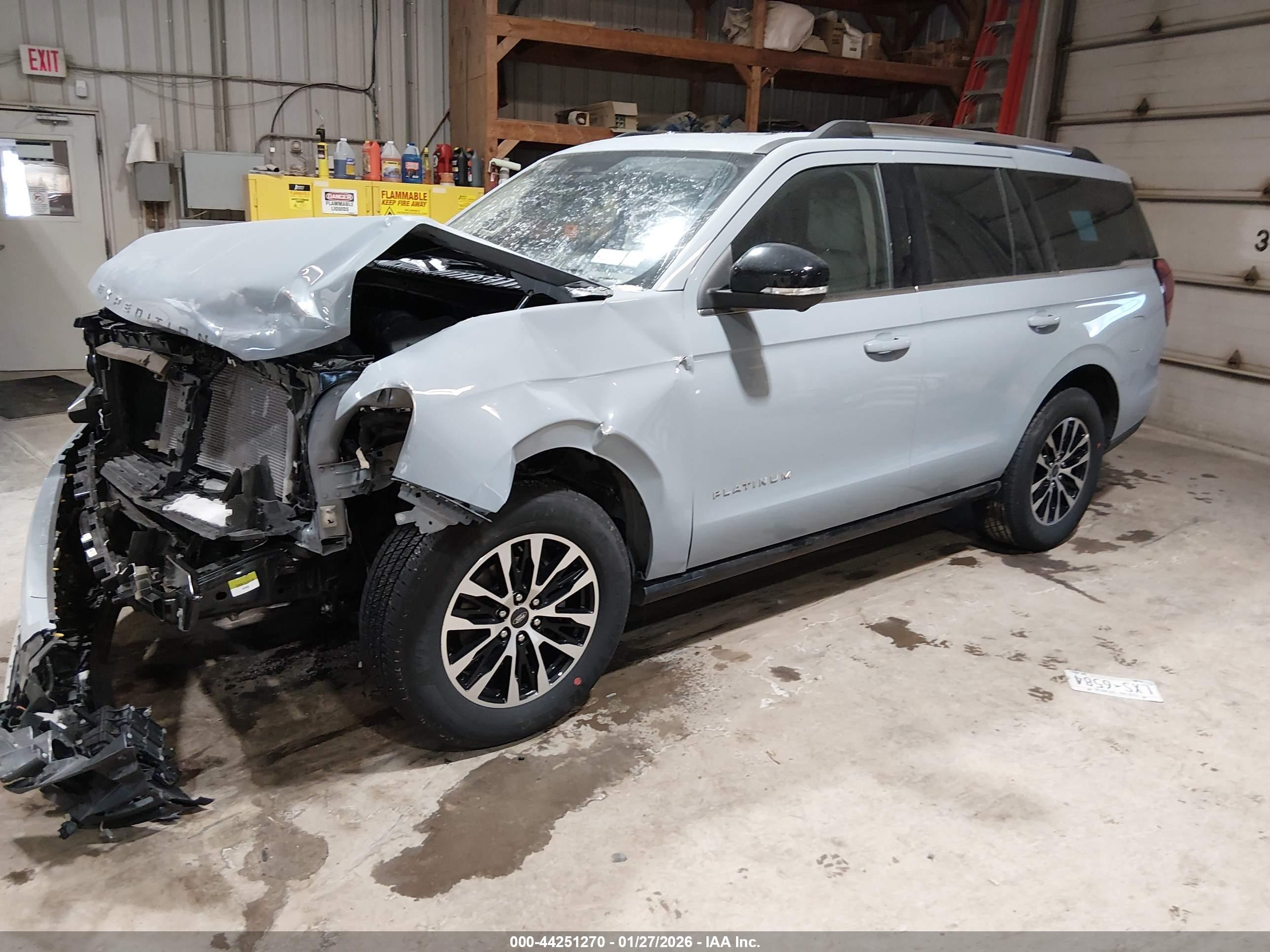 FORD EXPEDITION image 2