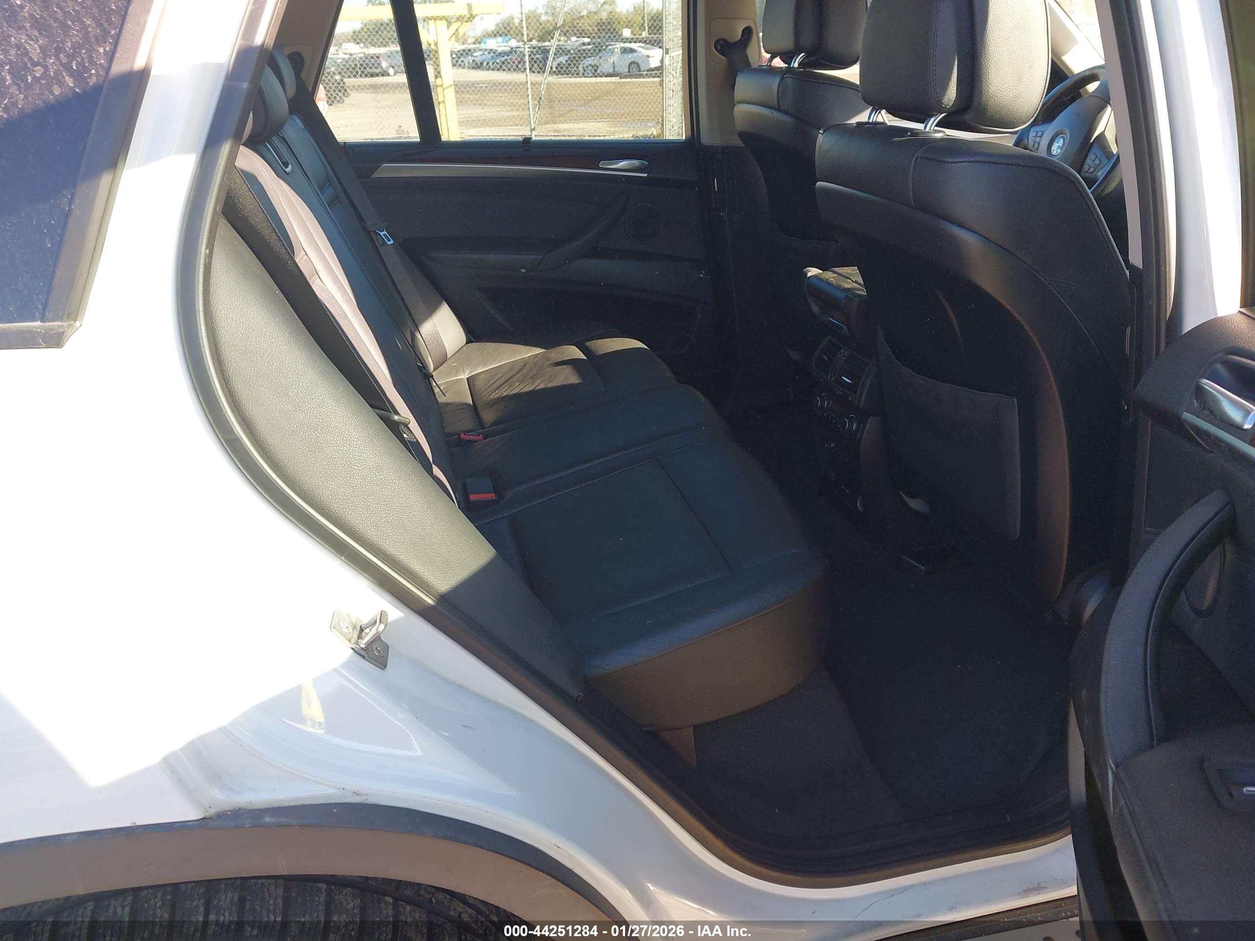 BMW X5 image 8