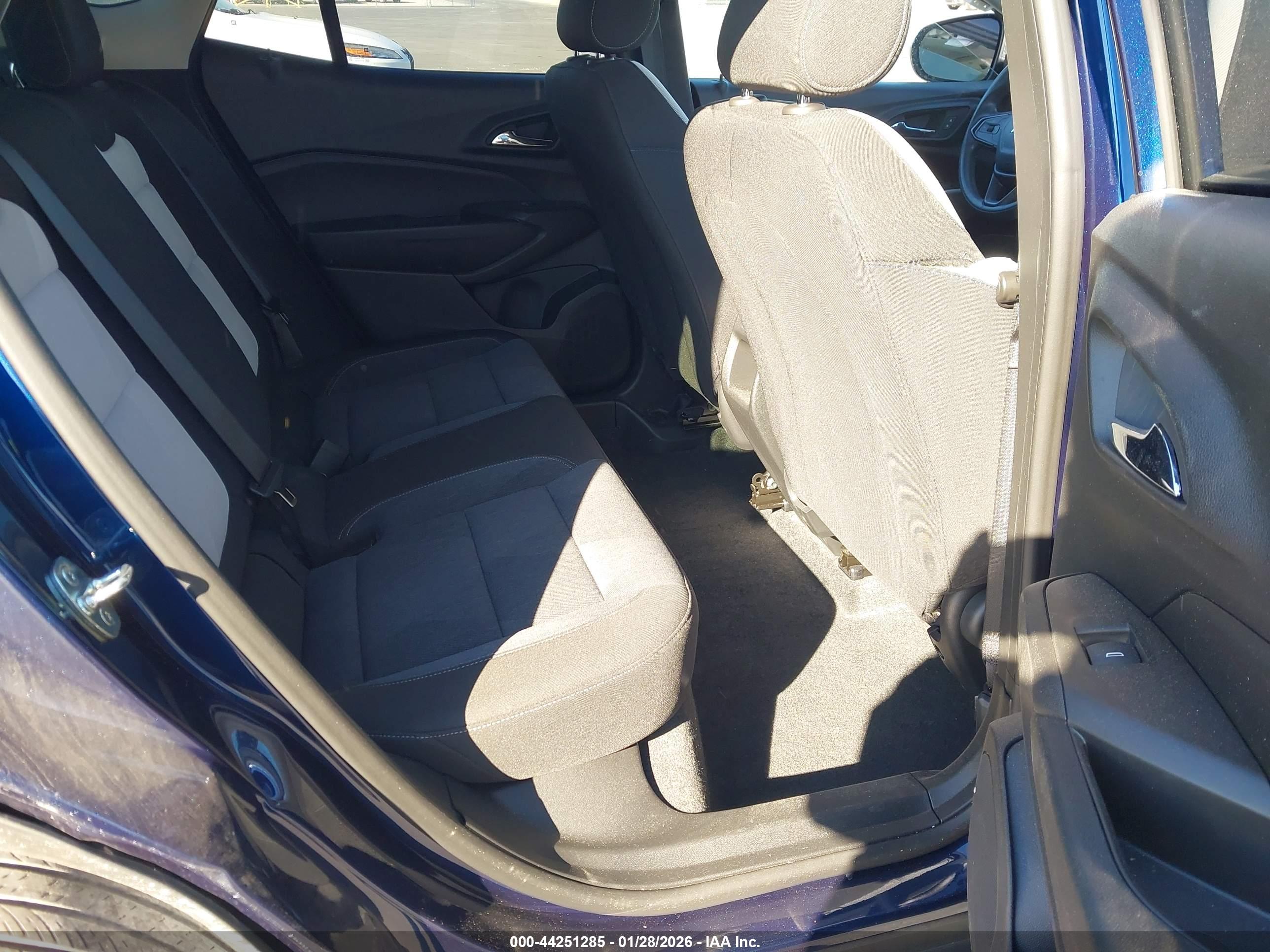 CHEVROLET TRAX image 8