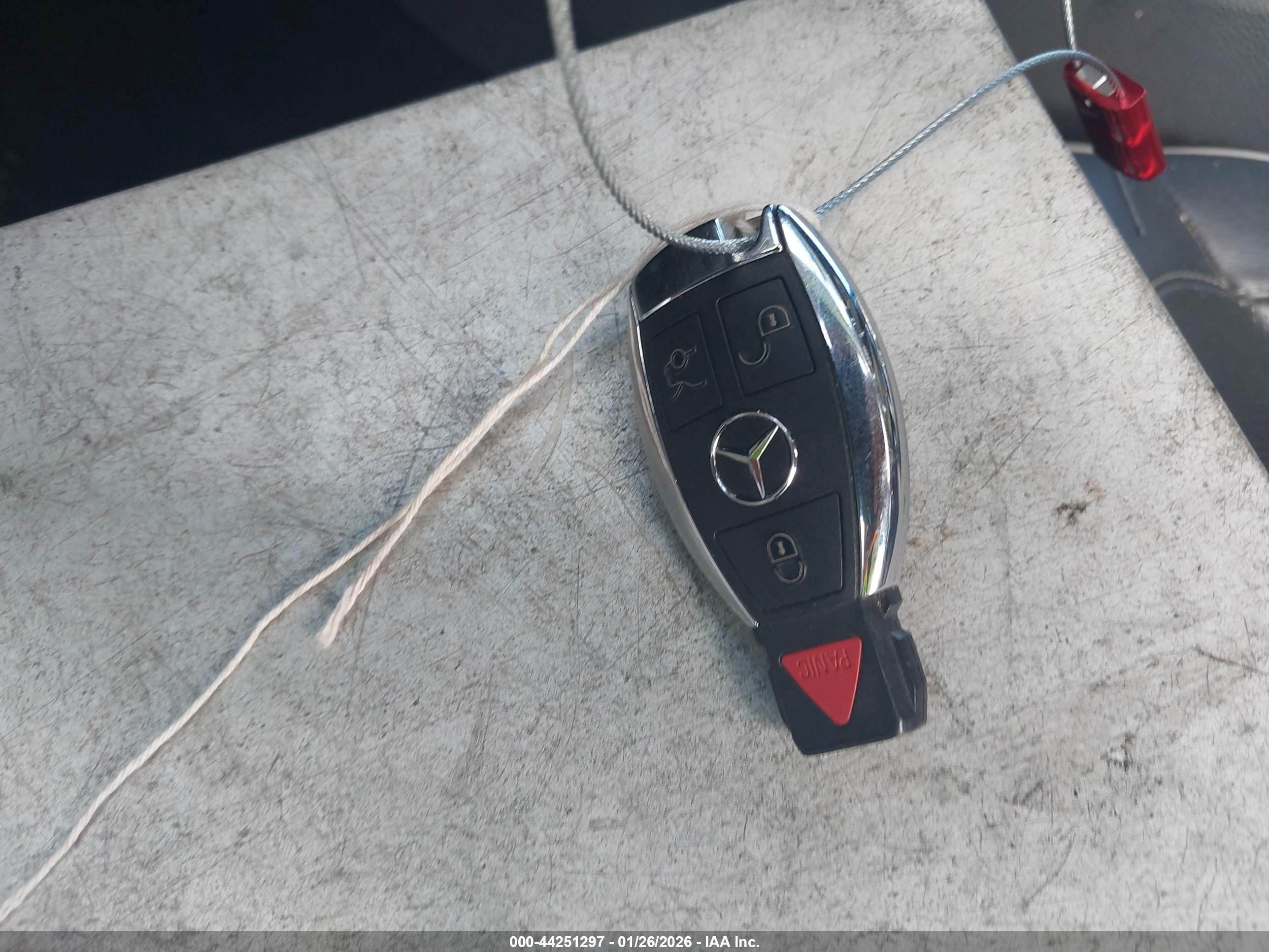 MERCEDES-BENZ GLS image 11