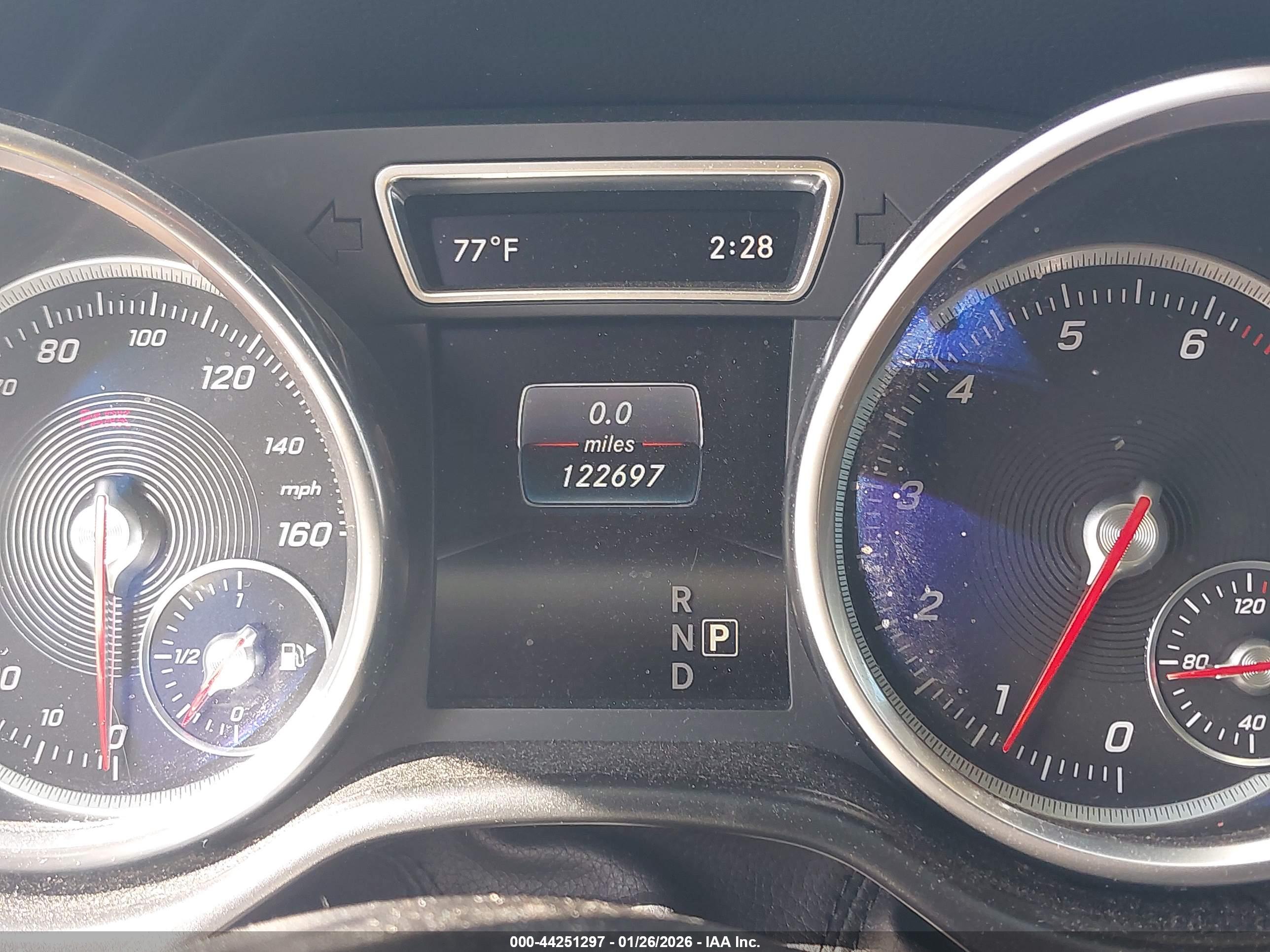 MERCEDES-BENZ GLS image 7