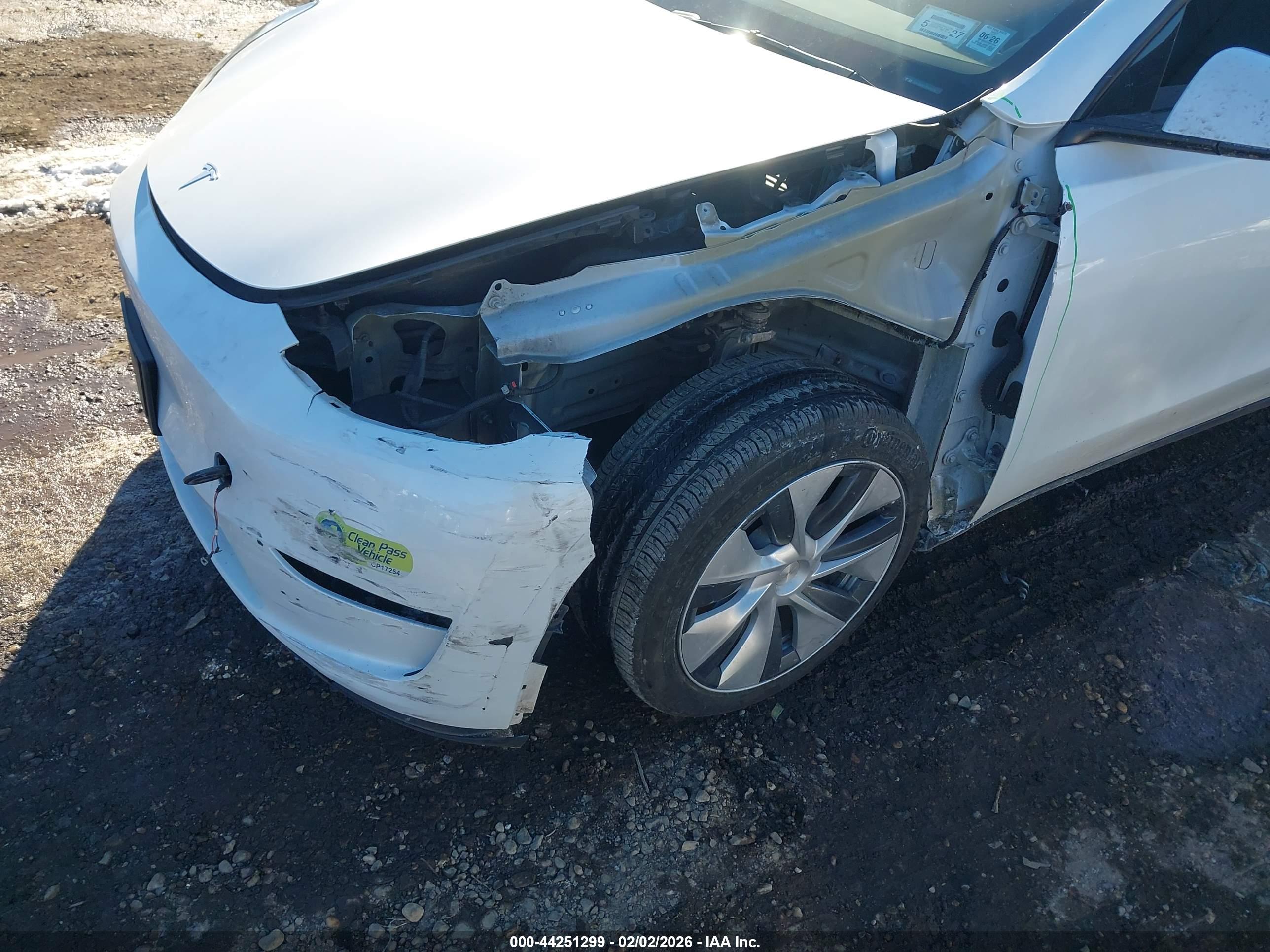 TESLA MODEL image 6