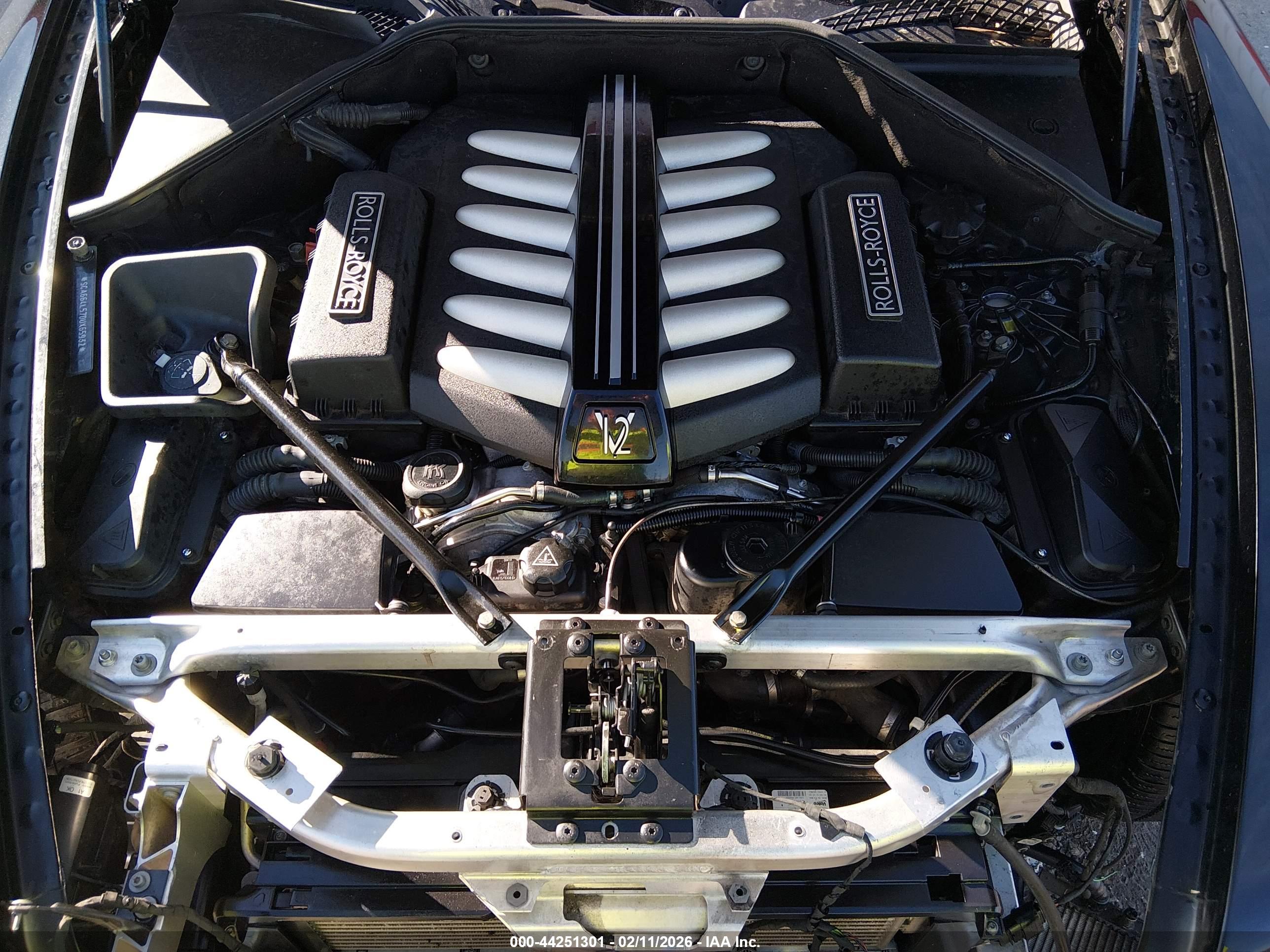 ROLLS-ROYCE GHOST image 10