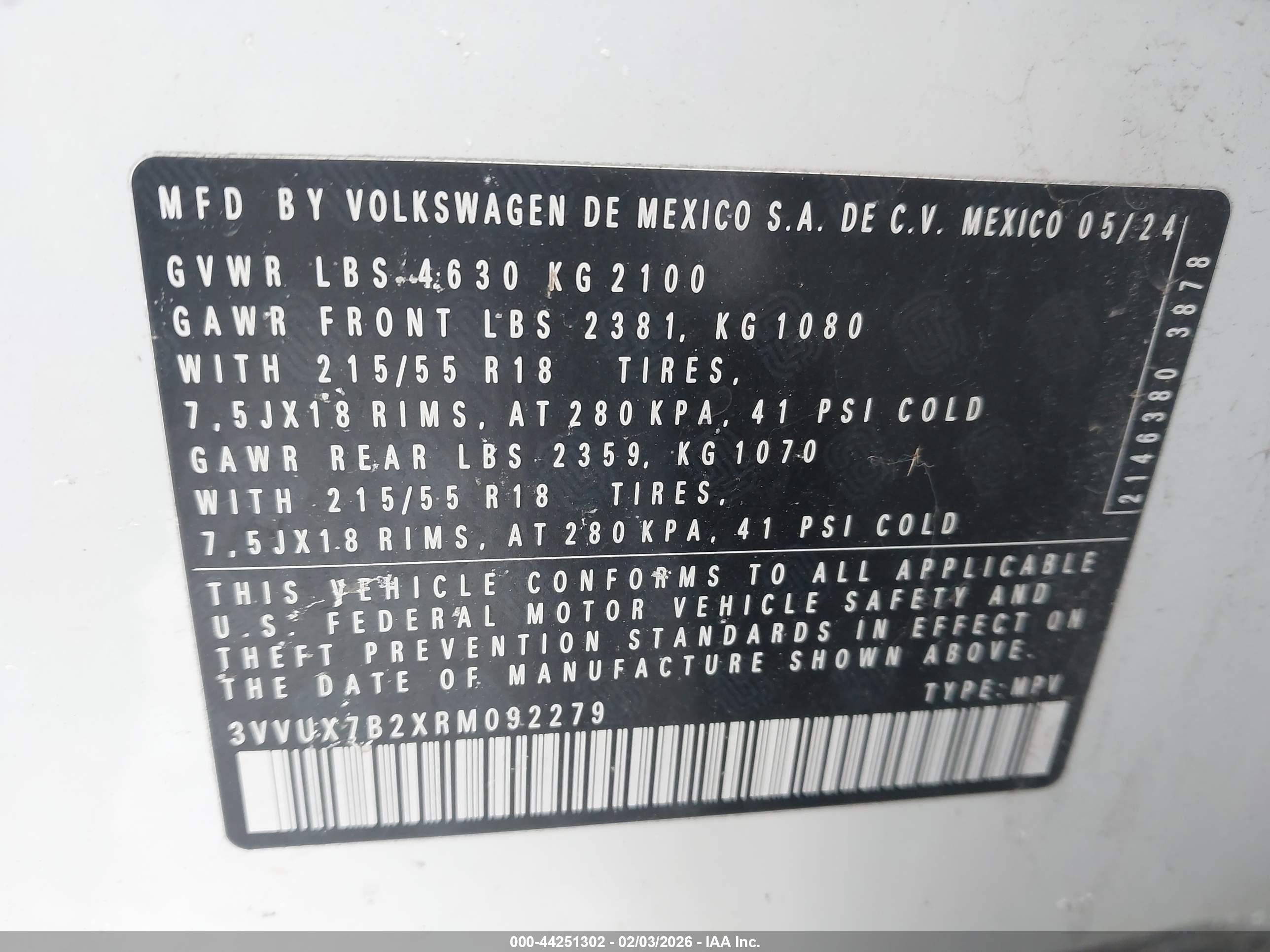 VOLKSWAGEN TAOS image 9