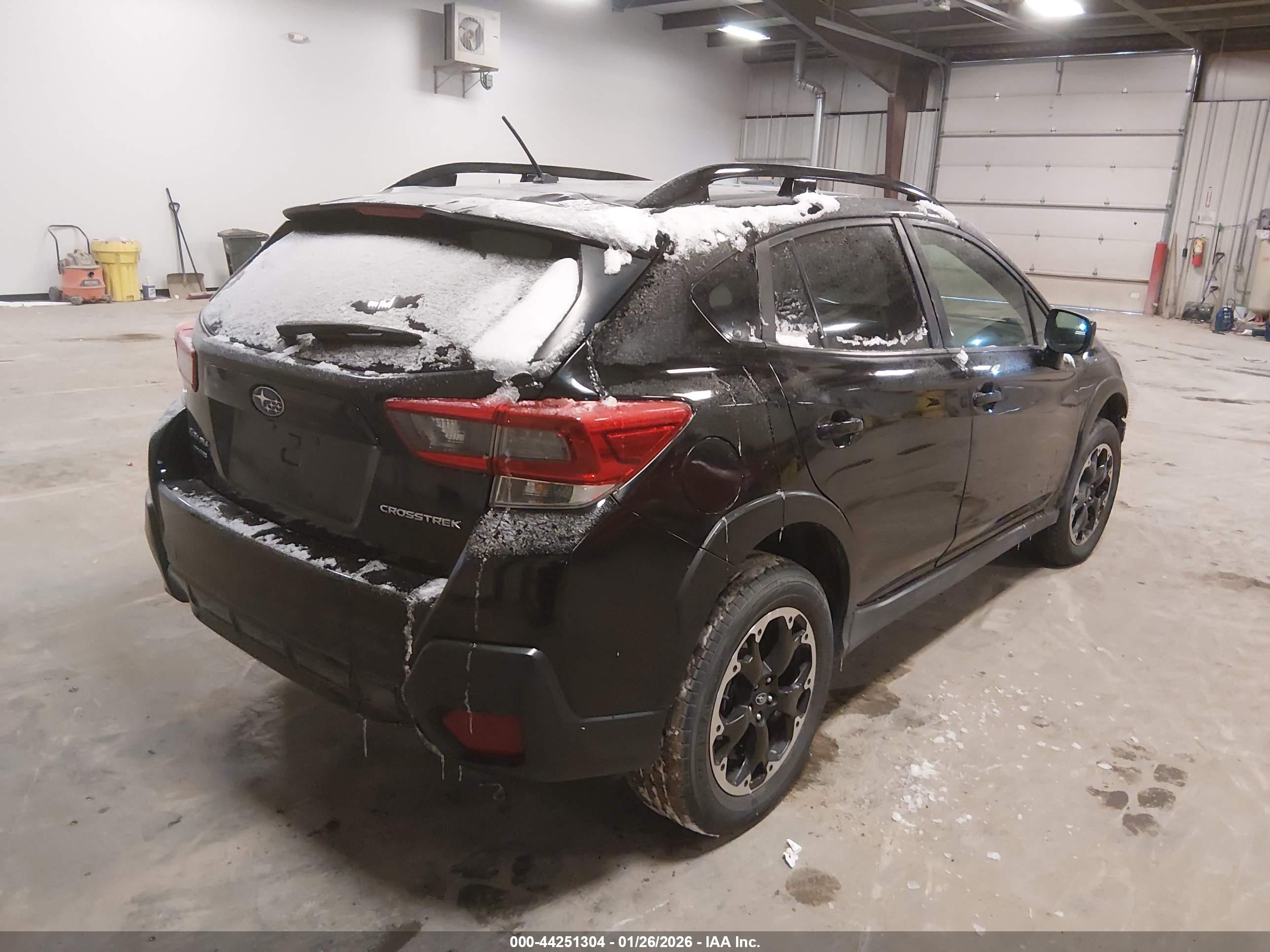 SUBARU CROSSTREK image 4
