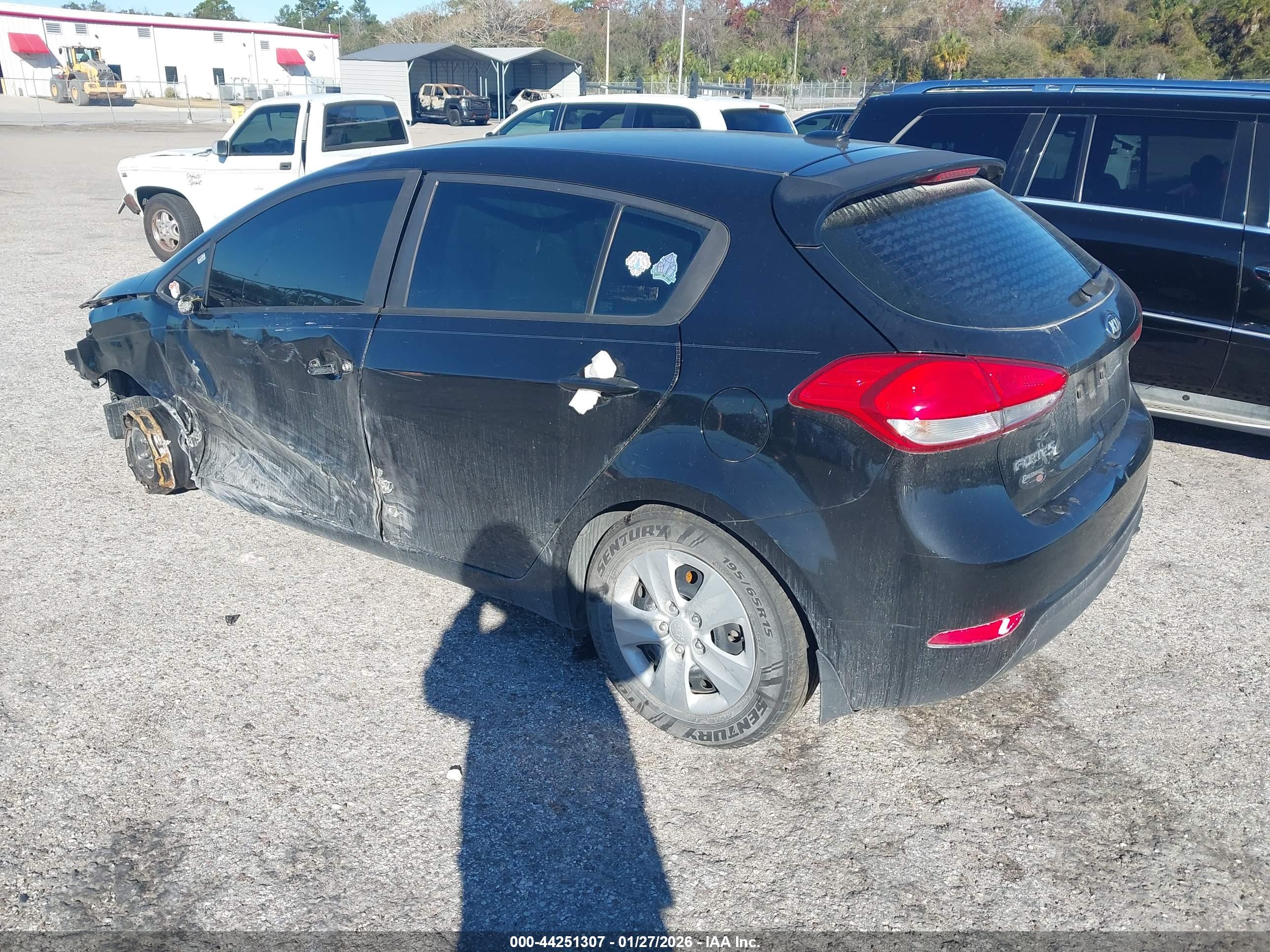 KIA FORTE image 3