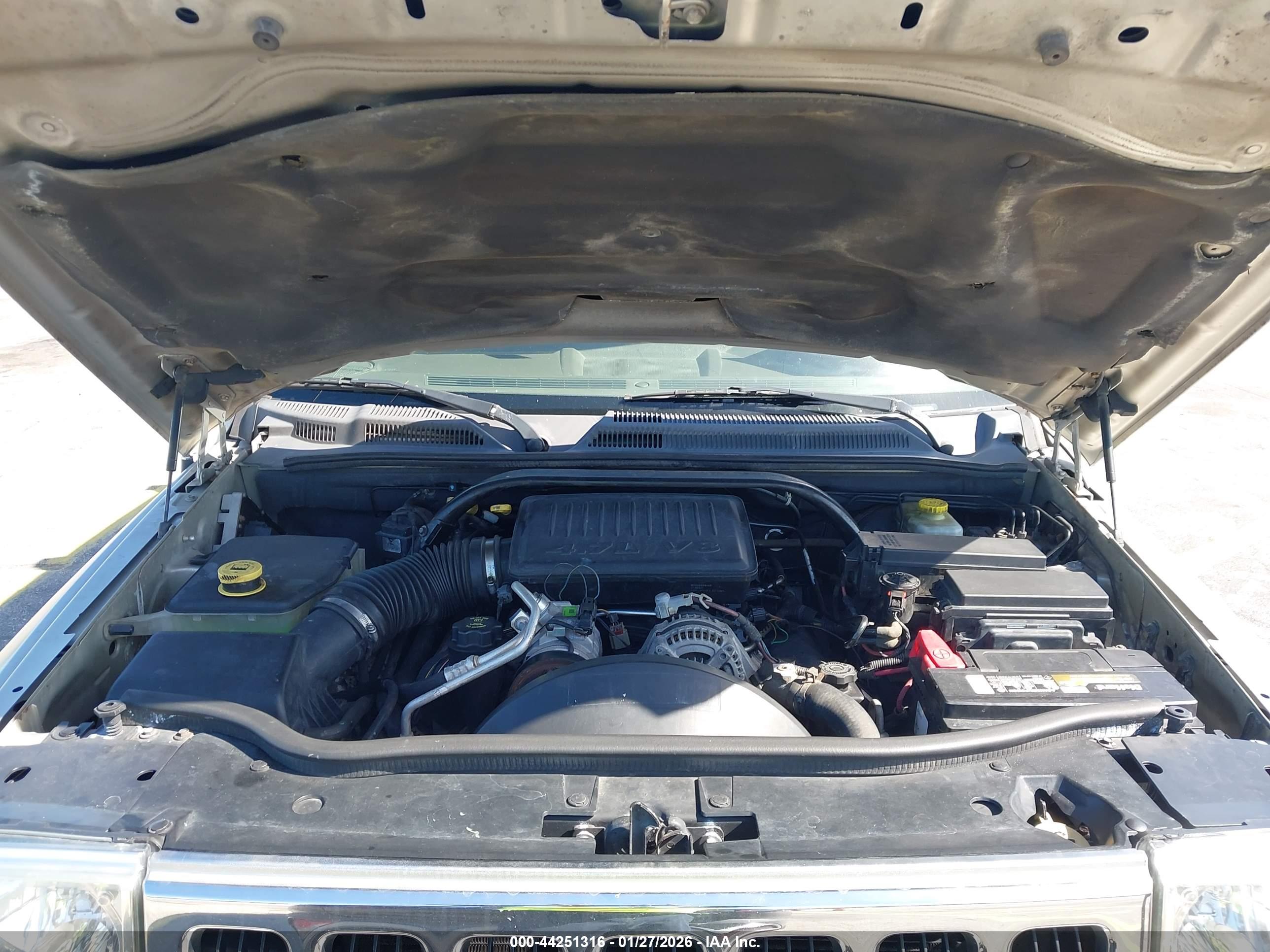 JEEP COMMANDER image 10