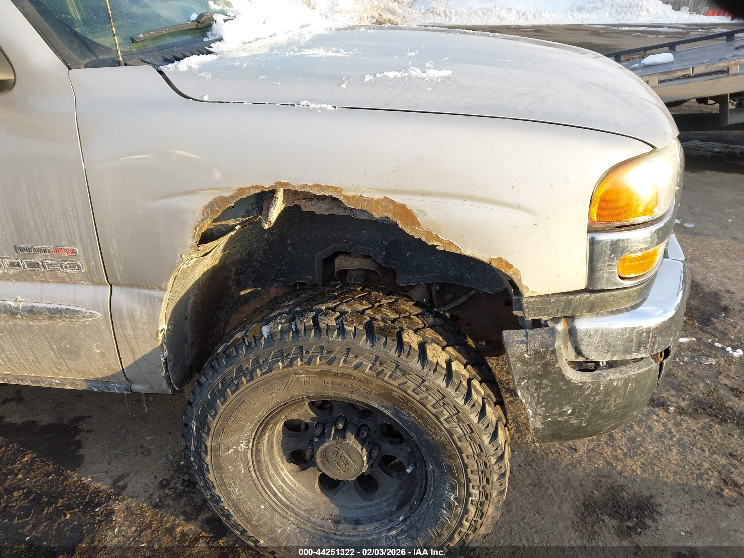 GMC SIERRA image 6