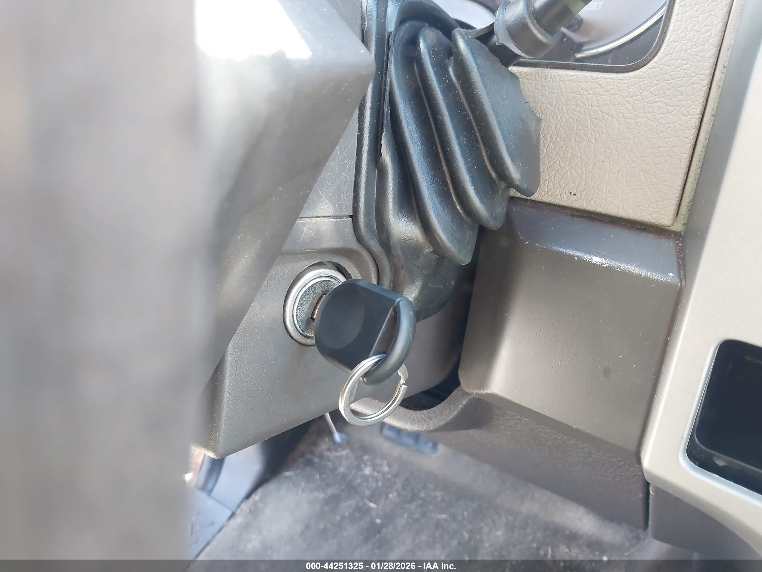 FORD F-150 image 11