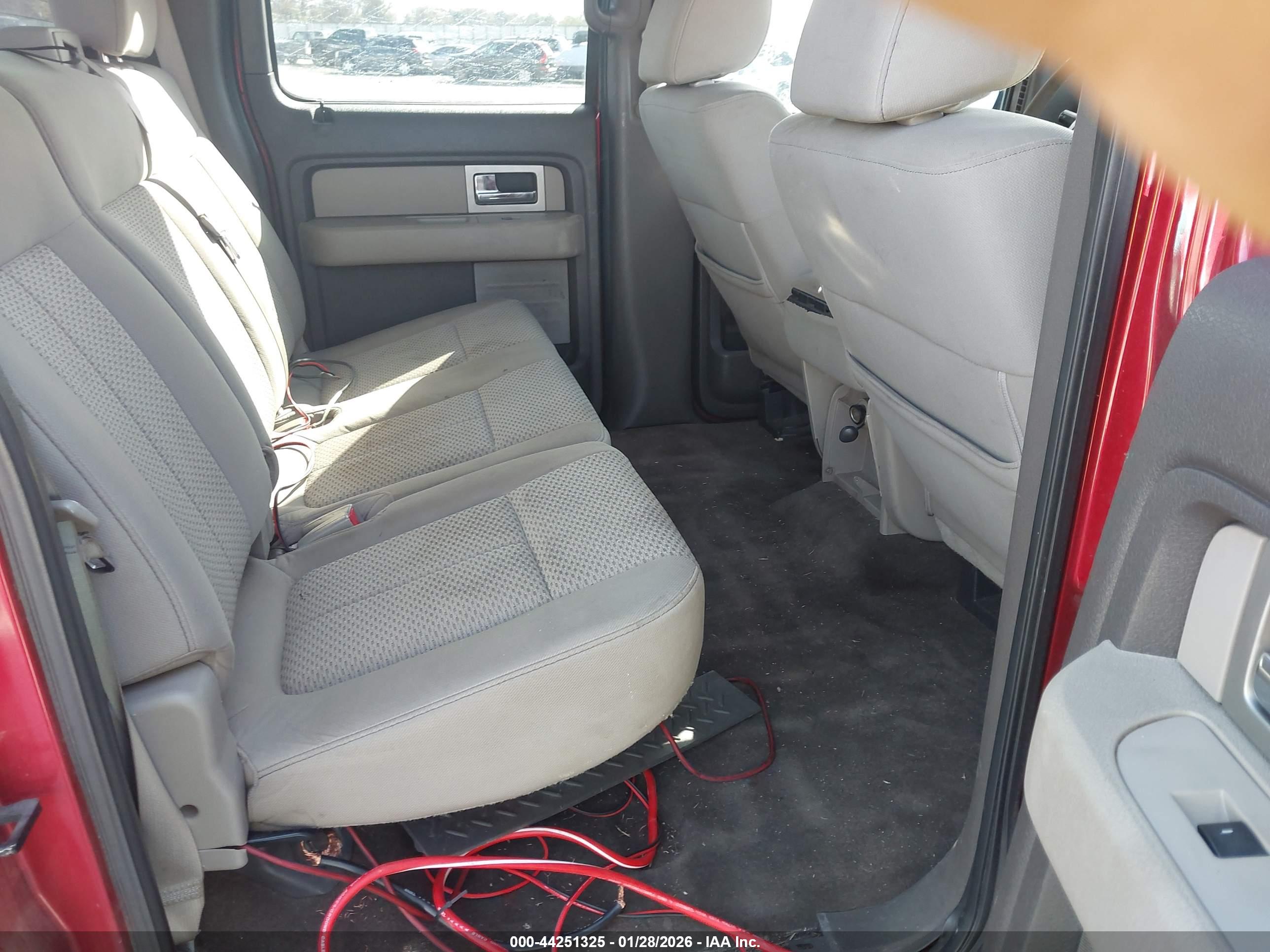 FORD F-150 image 8
