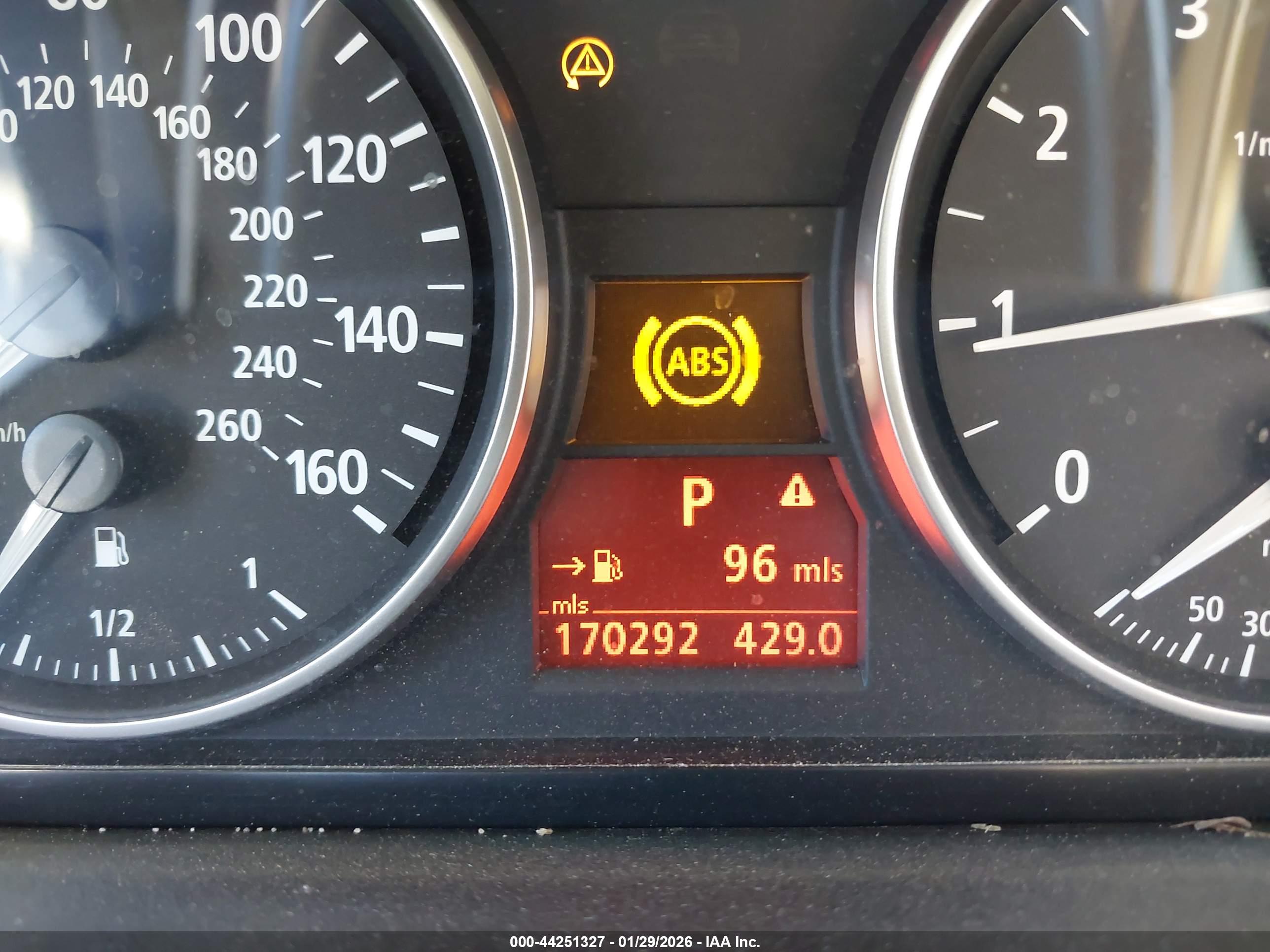 BMW 330I image 7