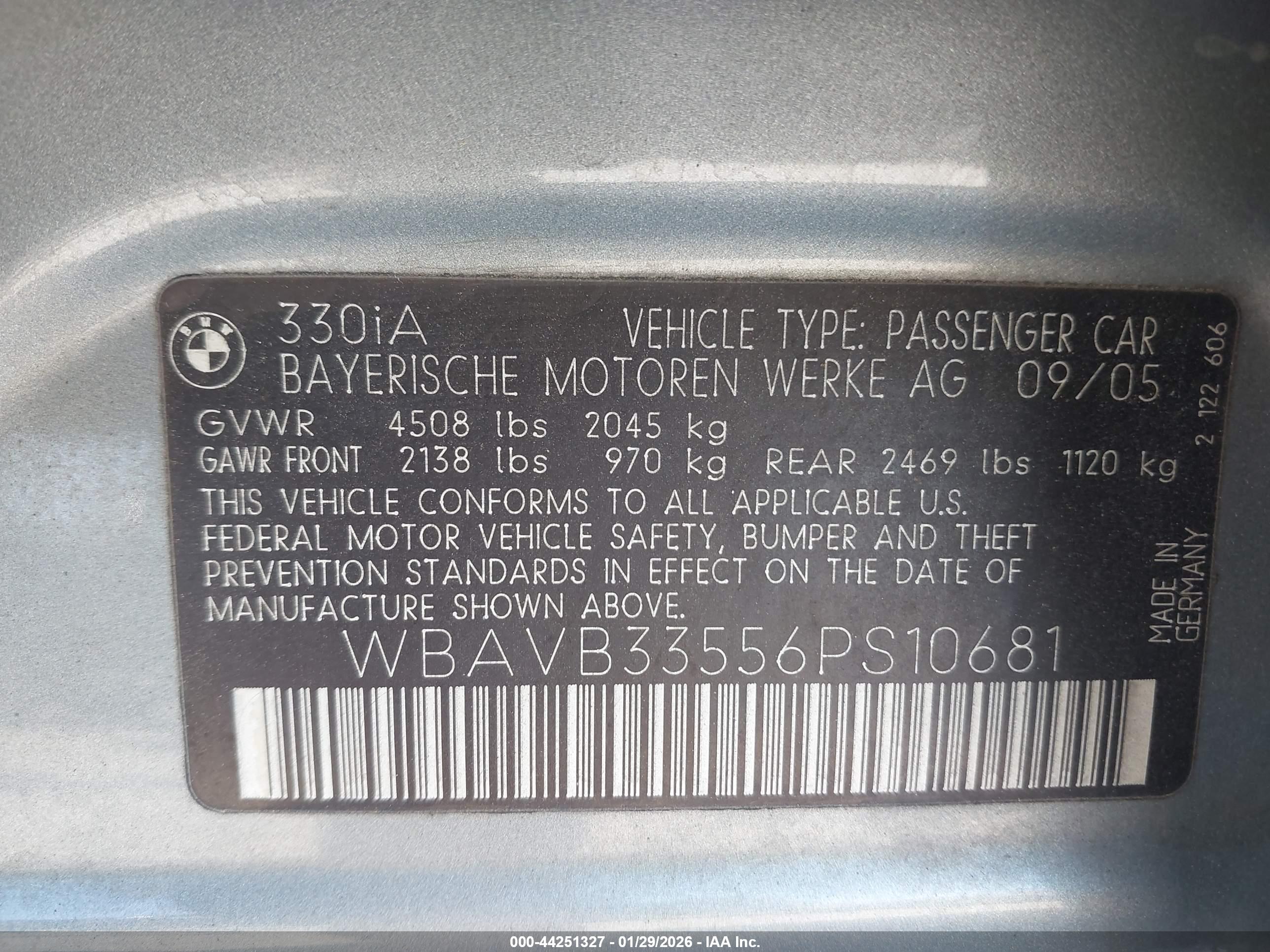 BMW 330I image 9