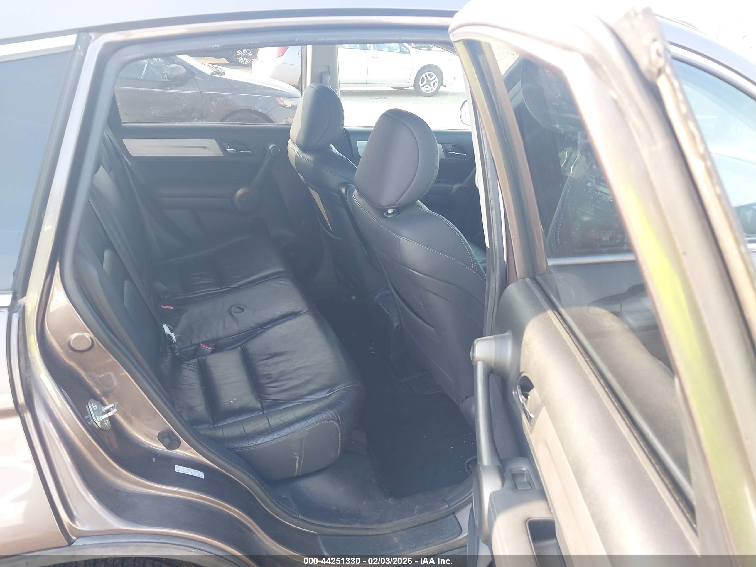 HONDA CR-V image 8