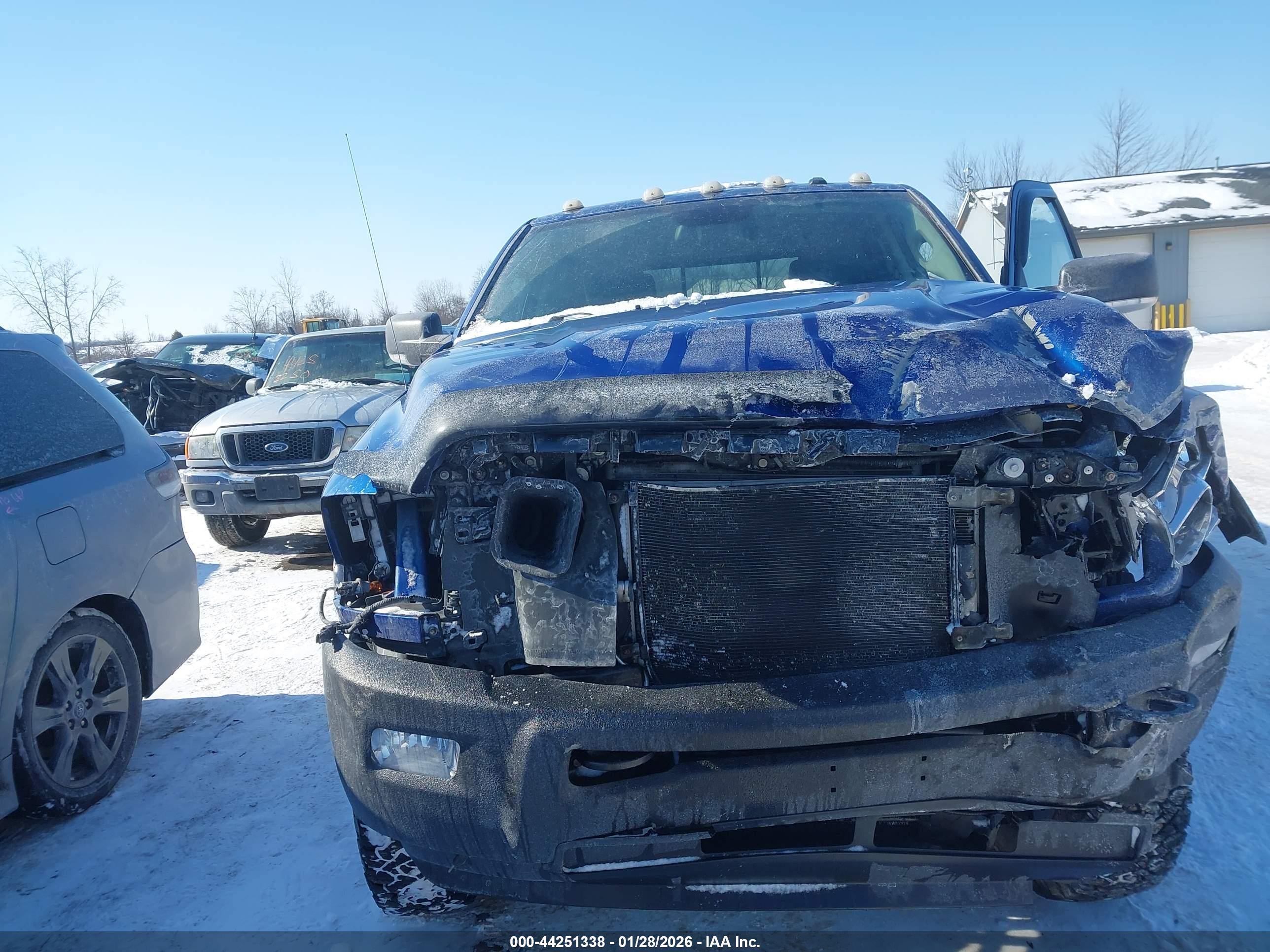 RAM 2500 image 6