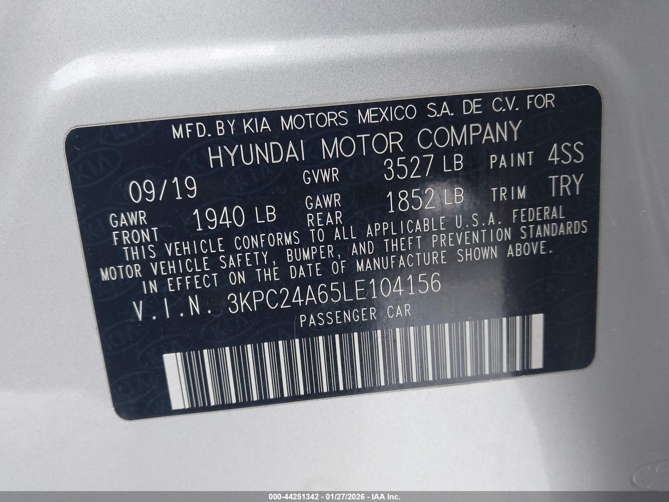 HYUNDAI ACCENT image 9