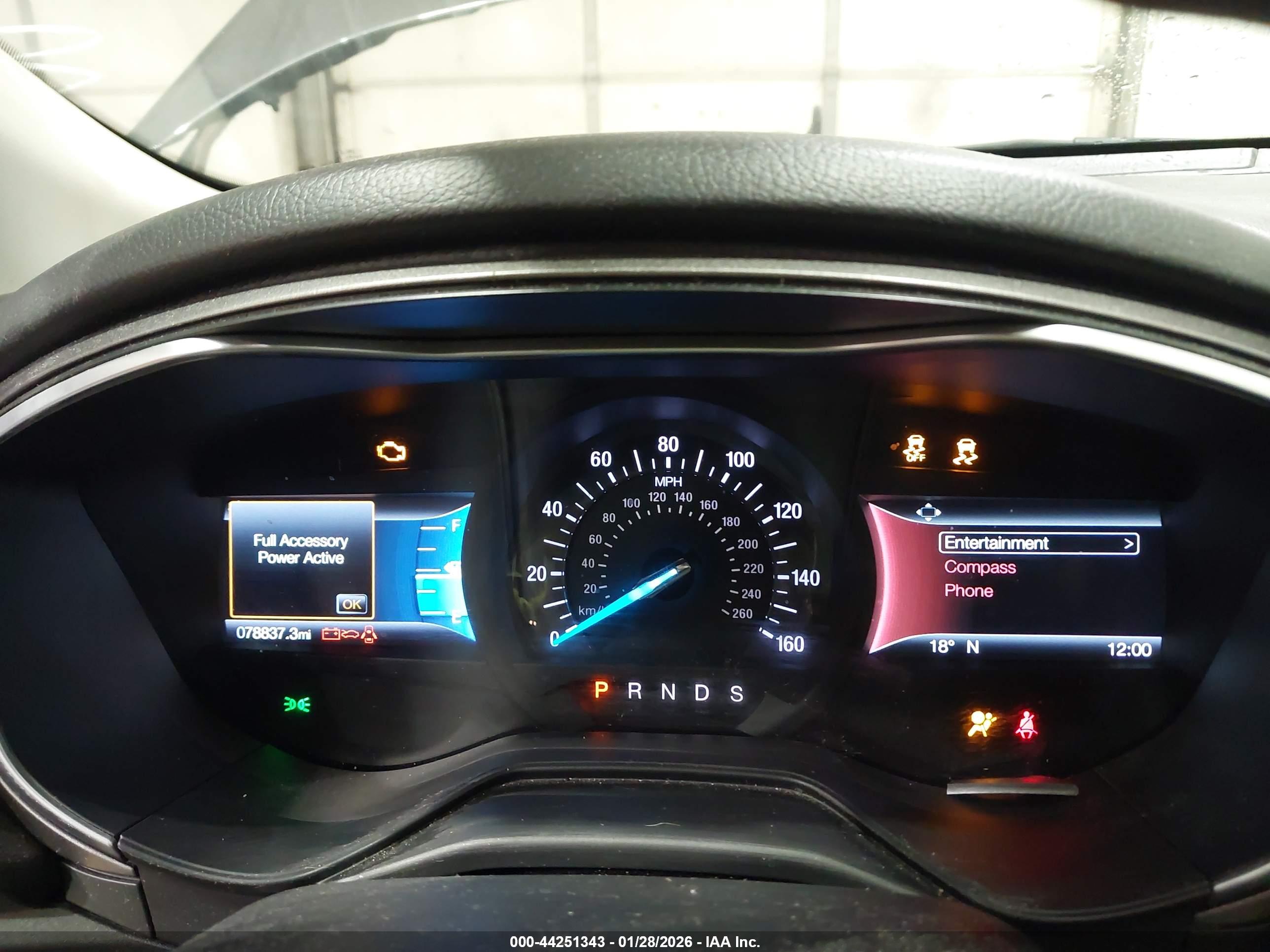 FORD FUSION image 7