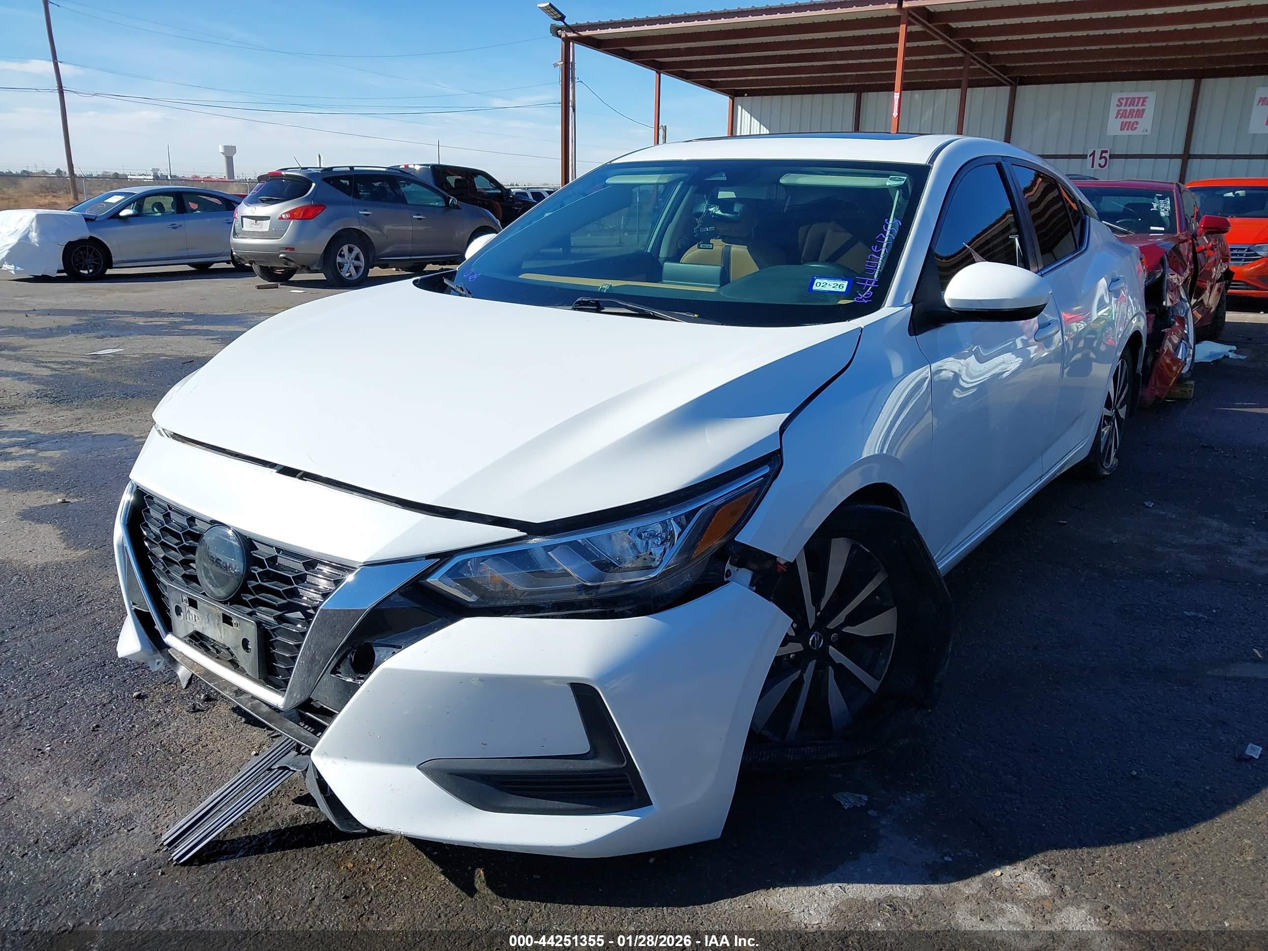 NISSAN SENTRA image 2