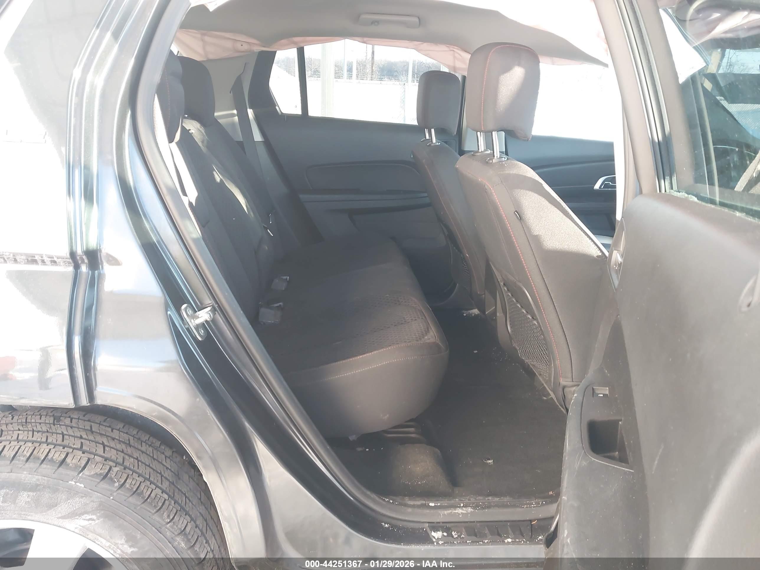 GMC TERRAIN image 8