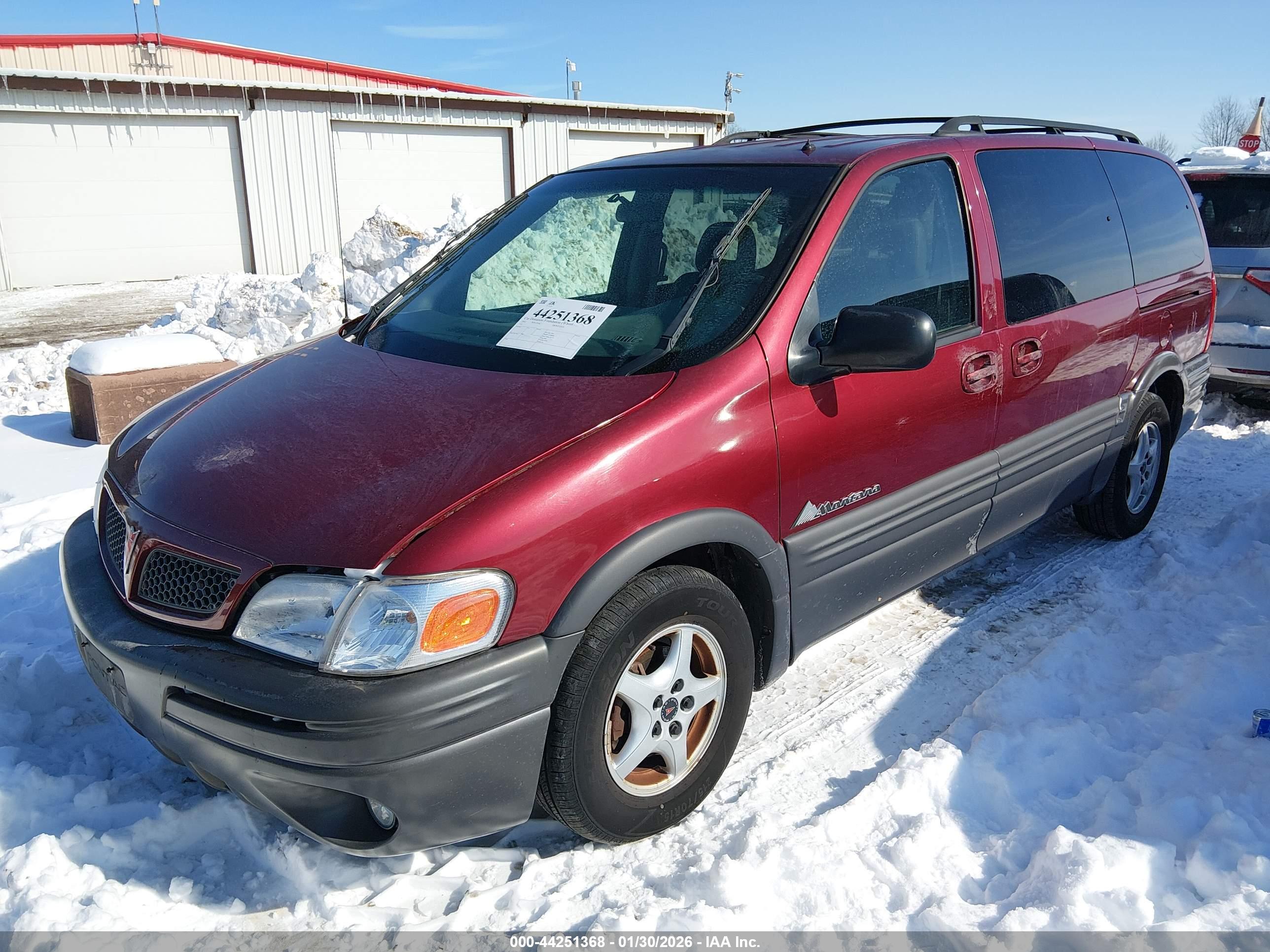 PONTIAC MONTANA image 2