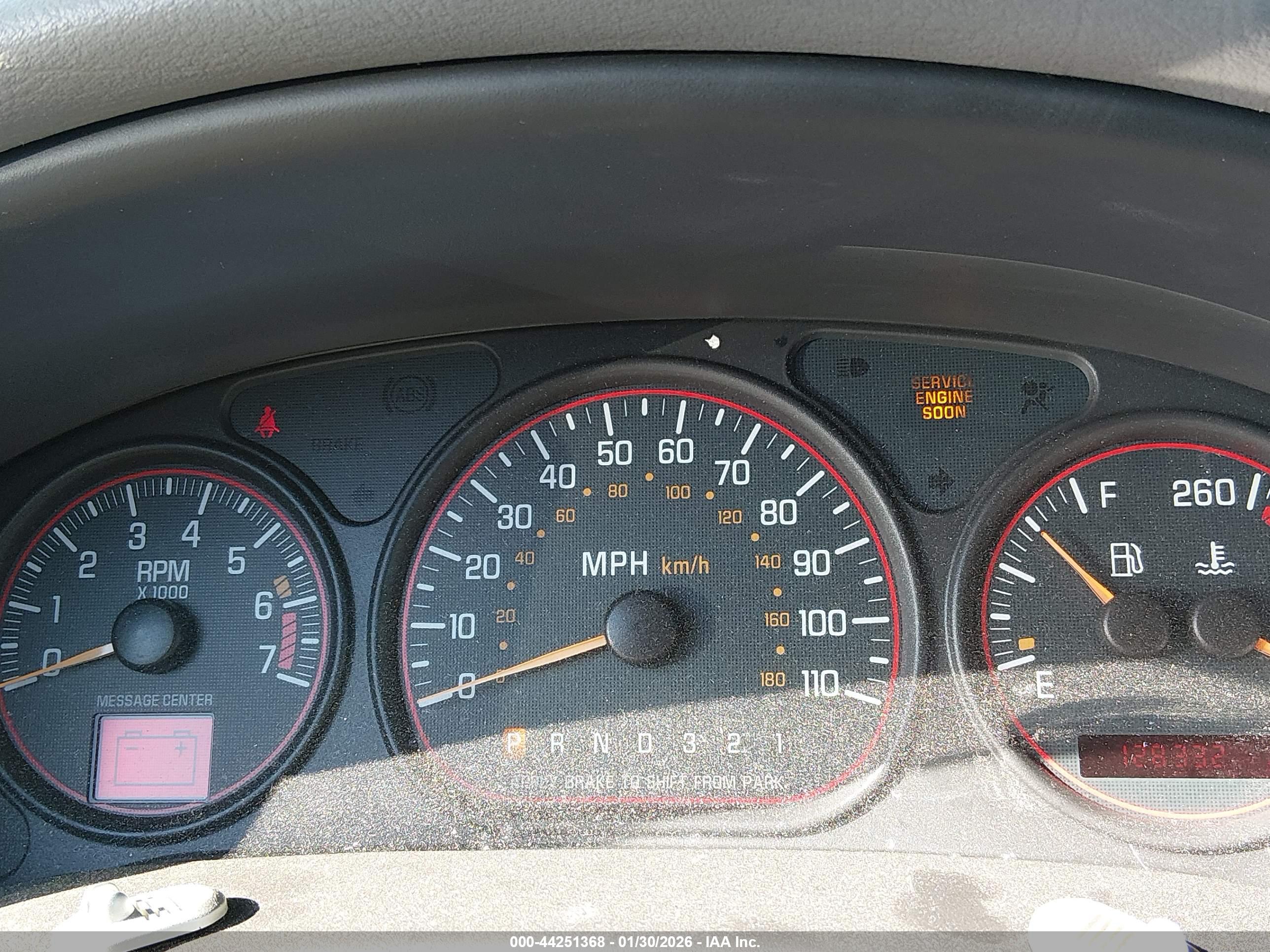 PONTIAC MONTANA image 7
