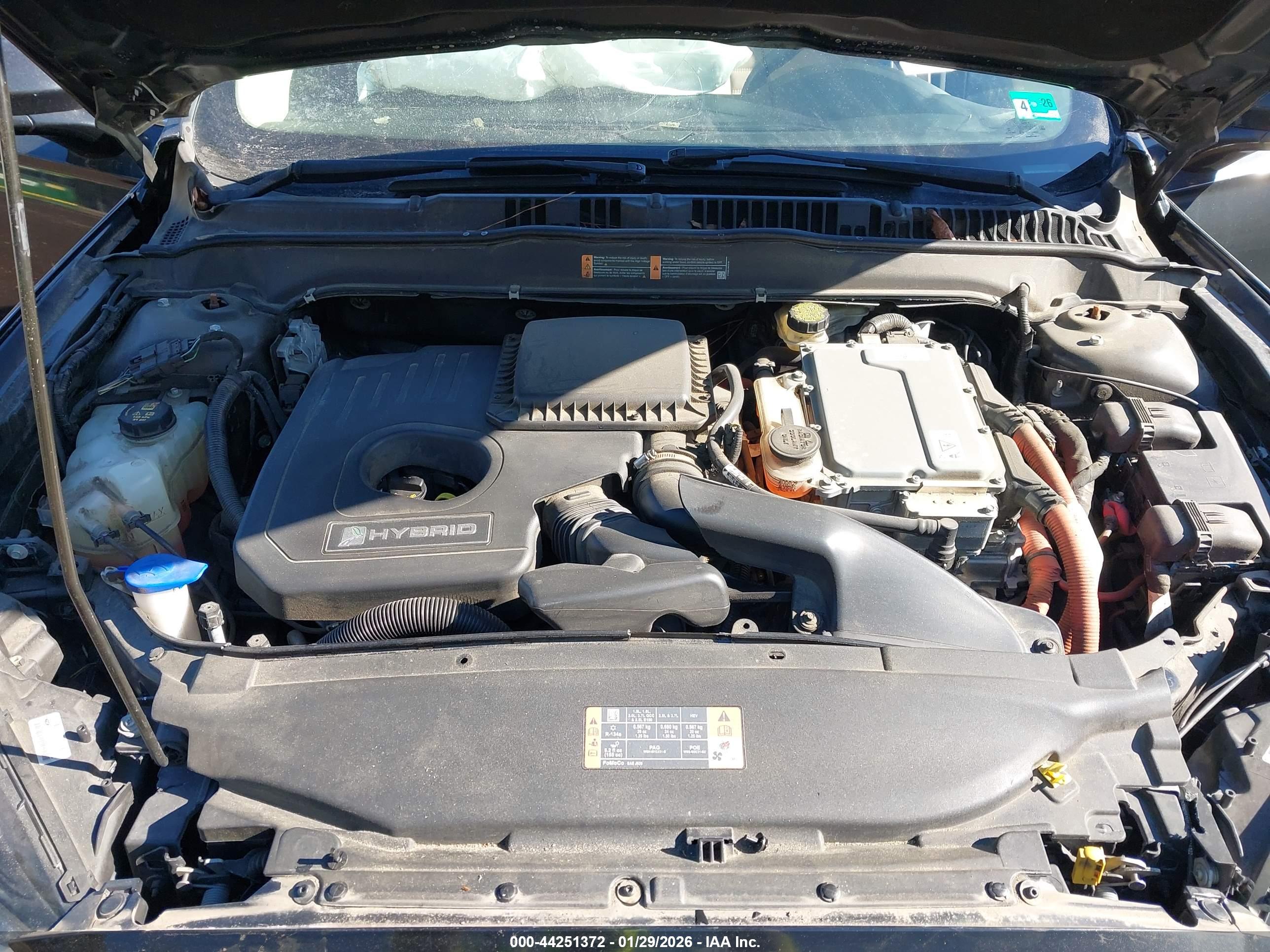 FORD FUSION image 10