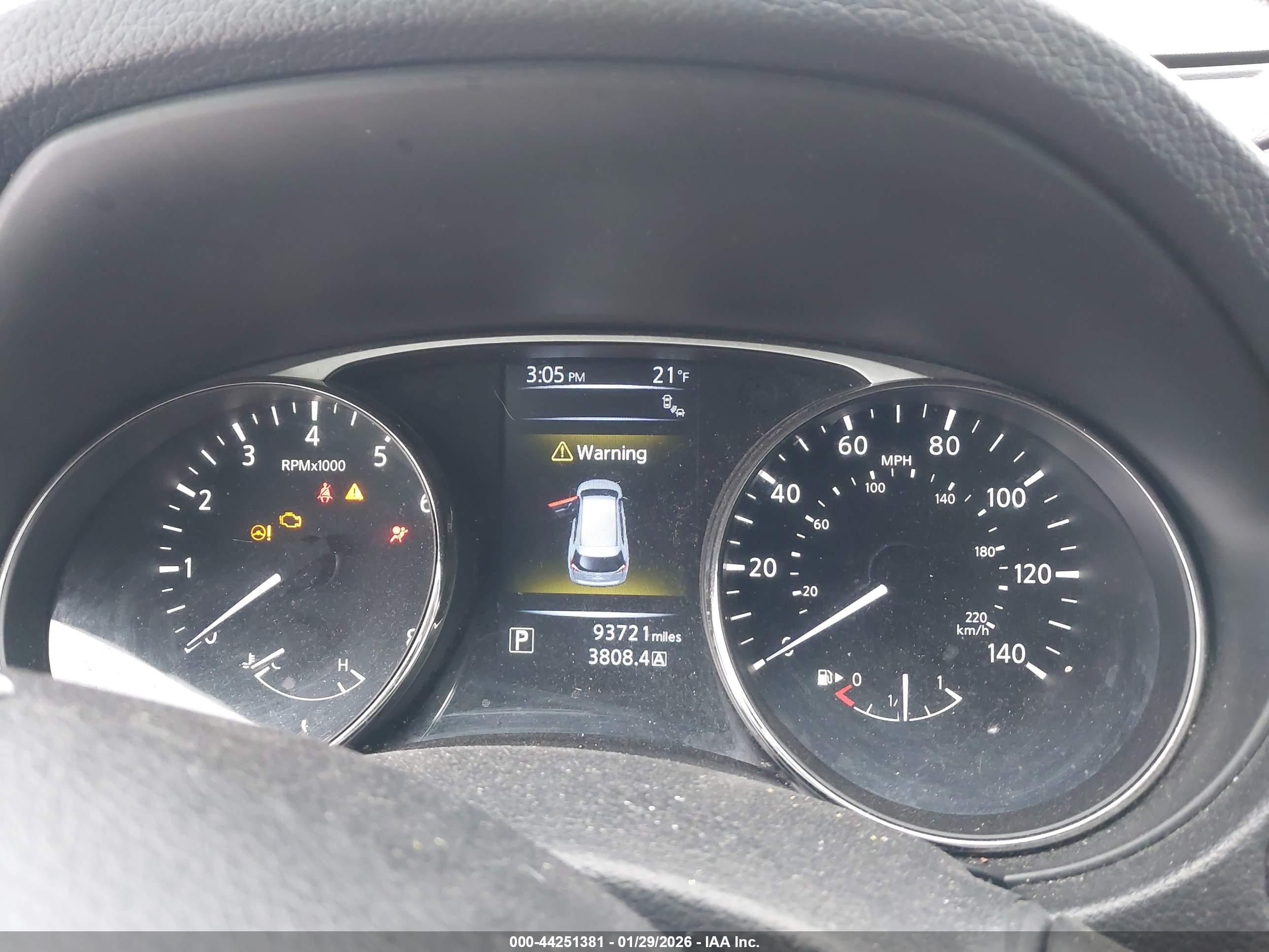 NISSAN ROGUE image 7