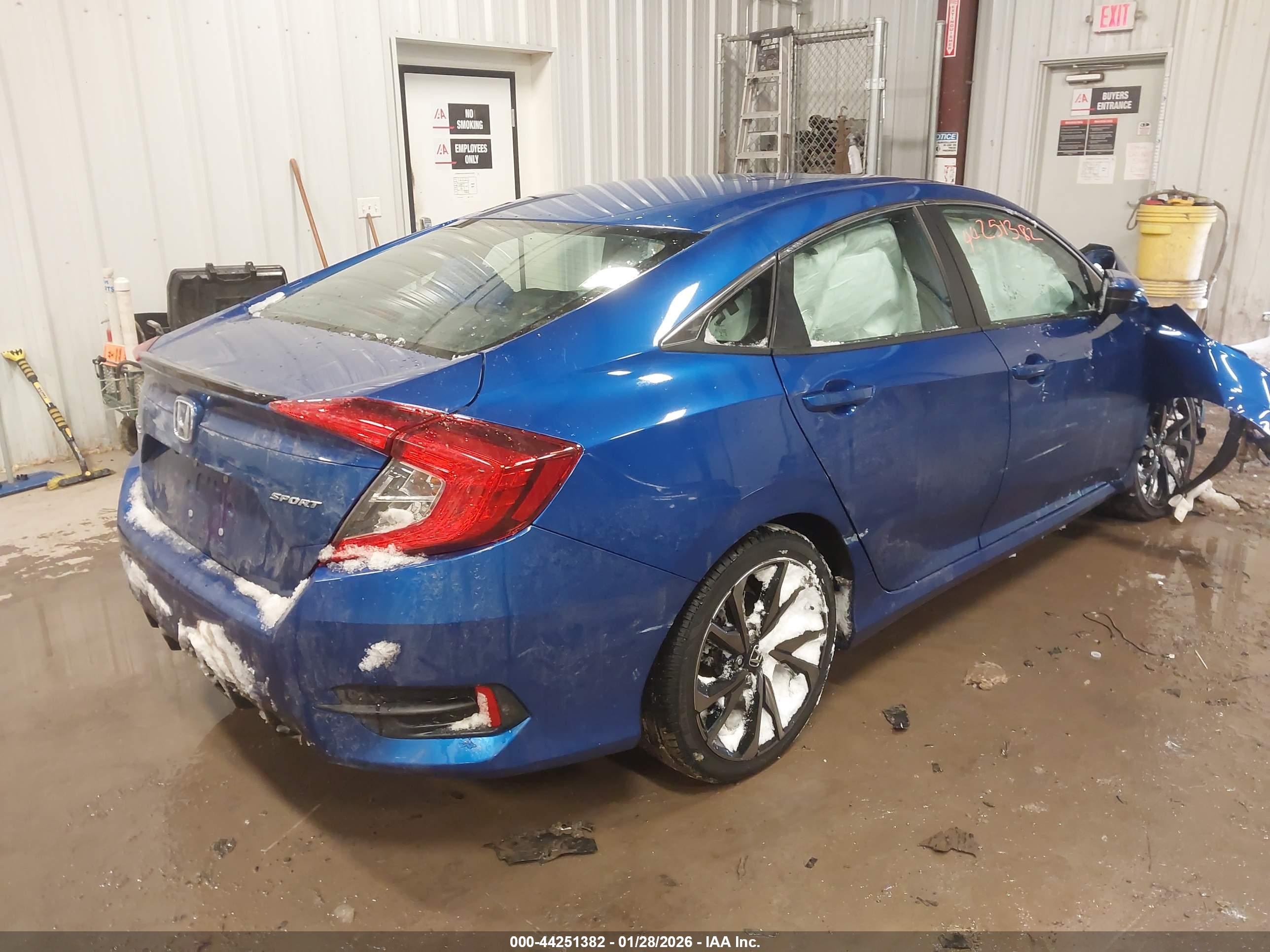 HONDA CIVIC image 4