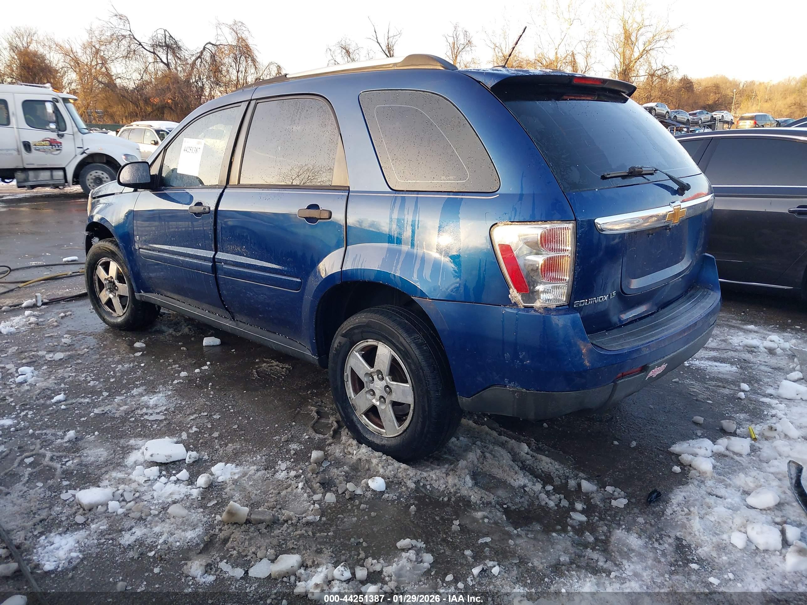 CHEVROLET EQUINOX image 3