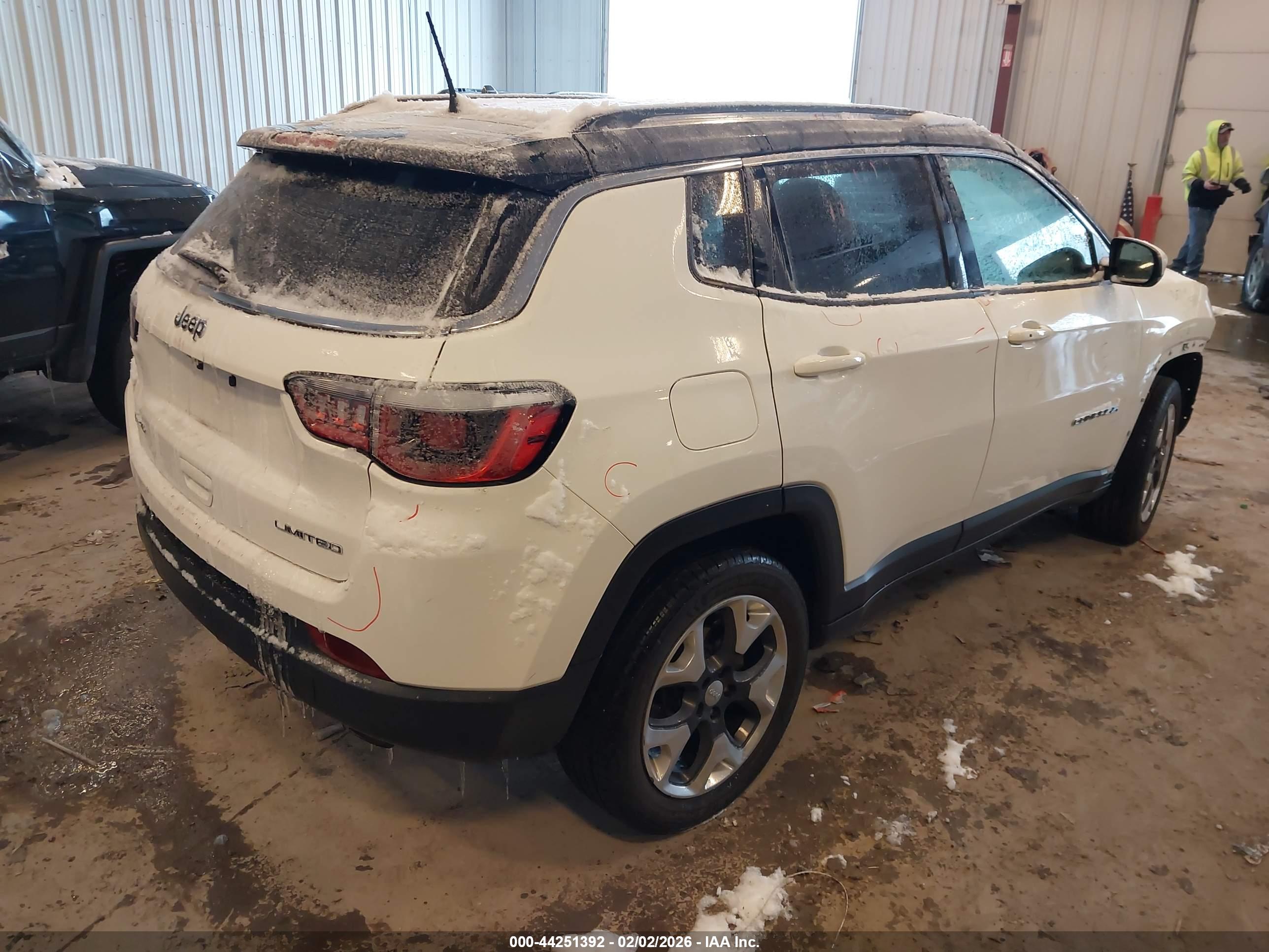 JEEP COMPASS image 4