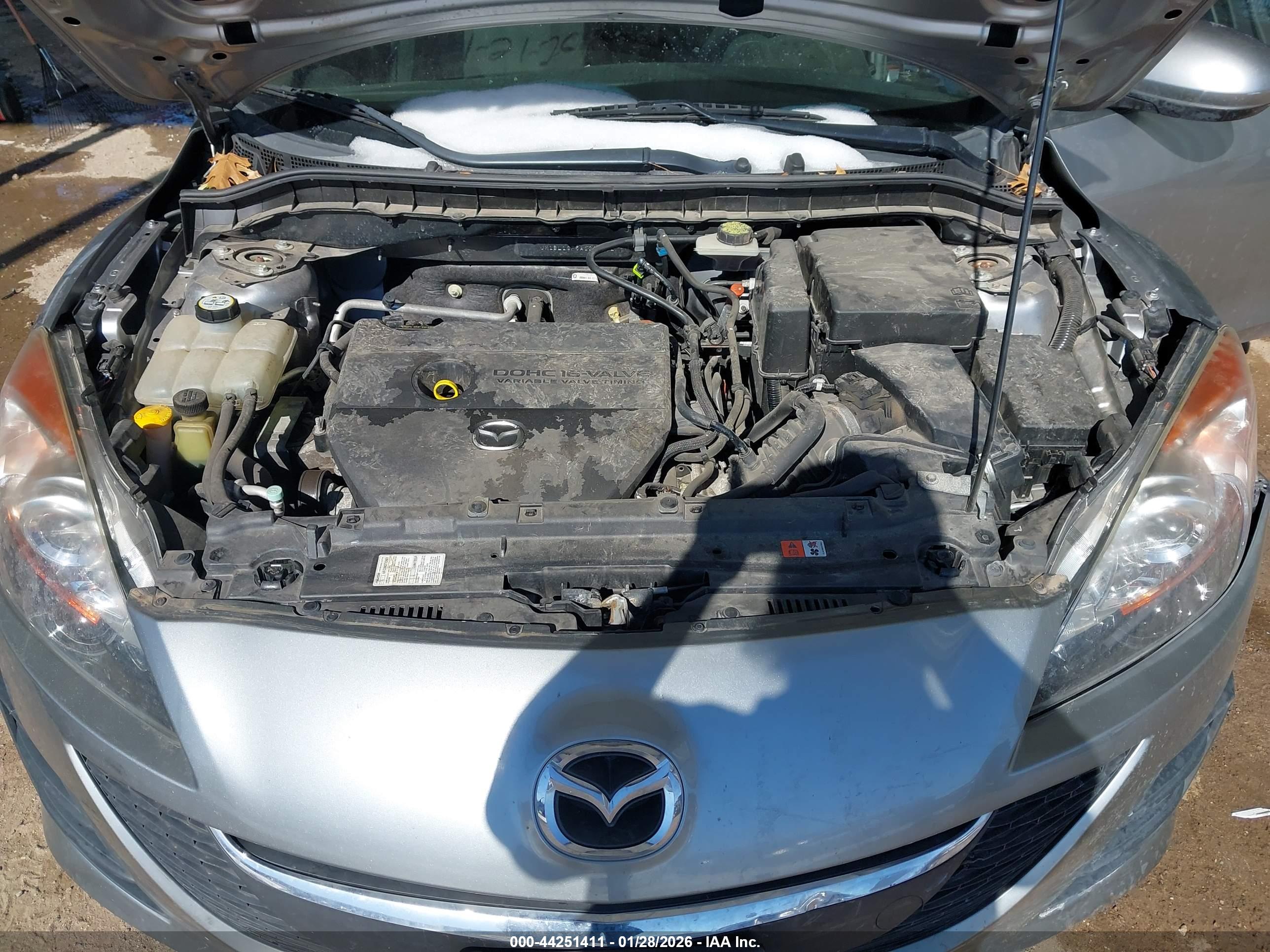 MAZDA MAZDA3 image 10