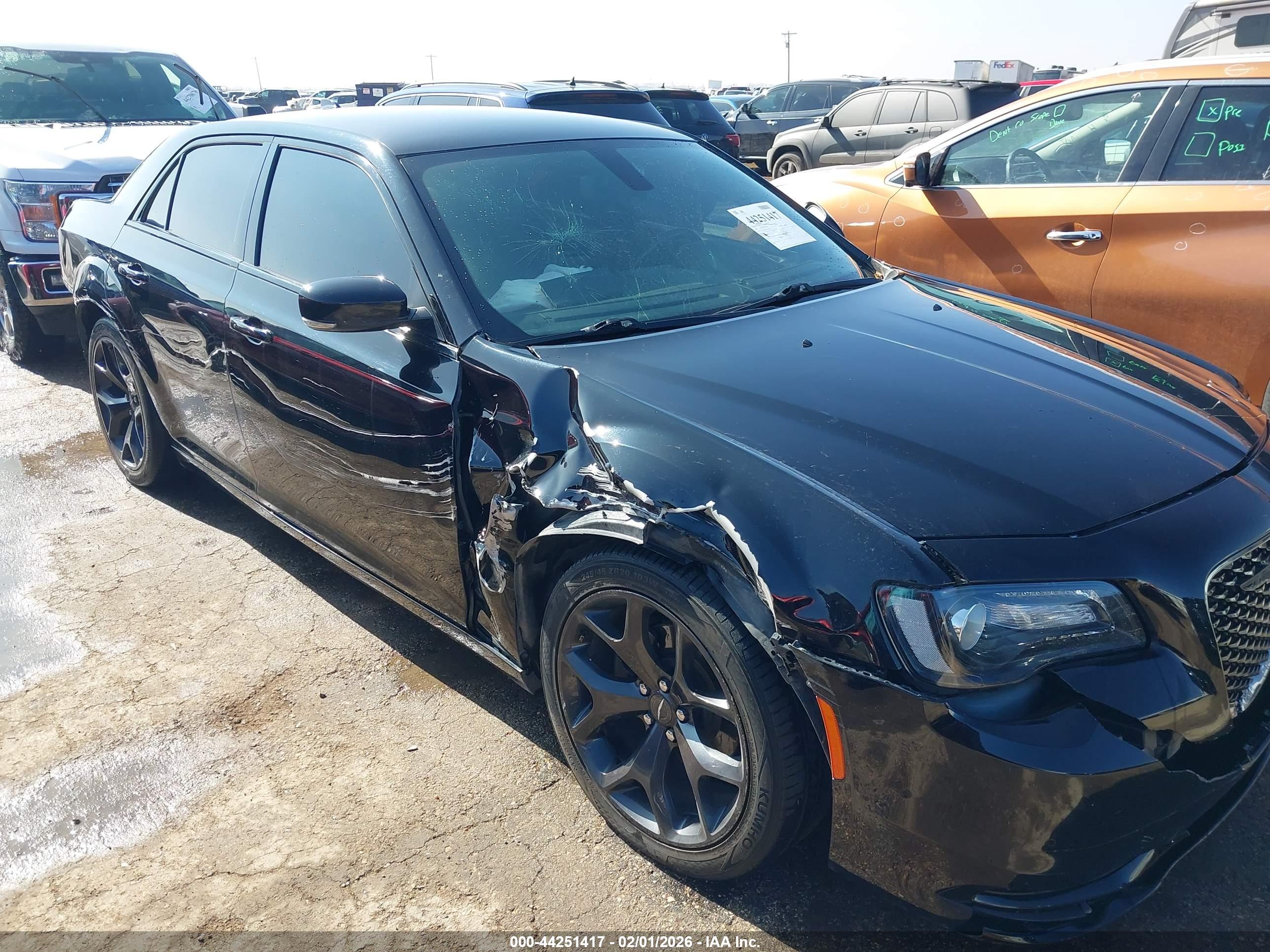 CHRYSLER 300 image 6