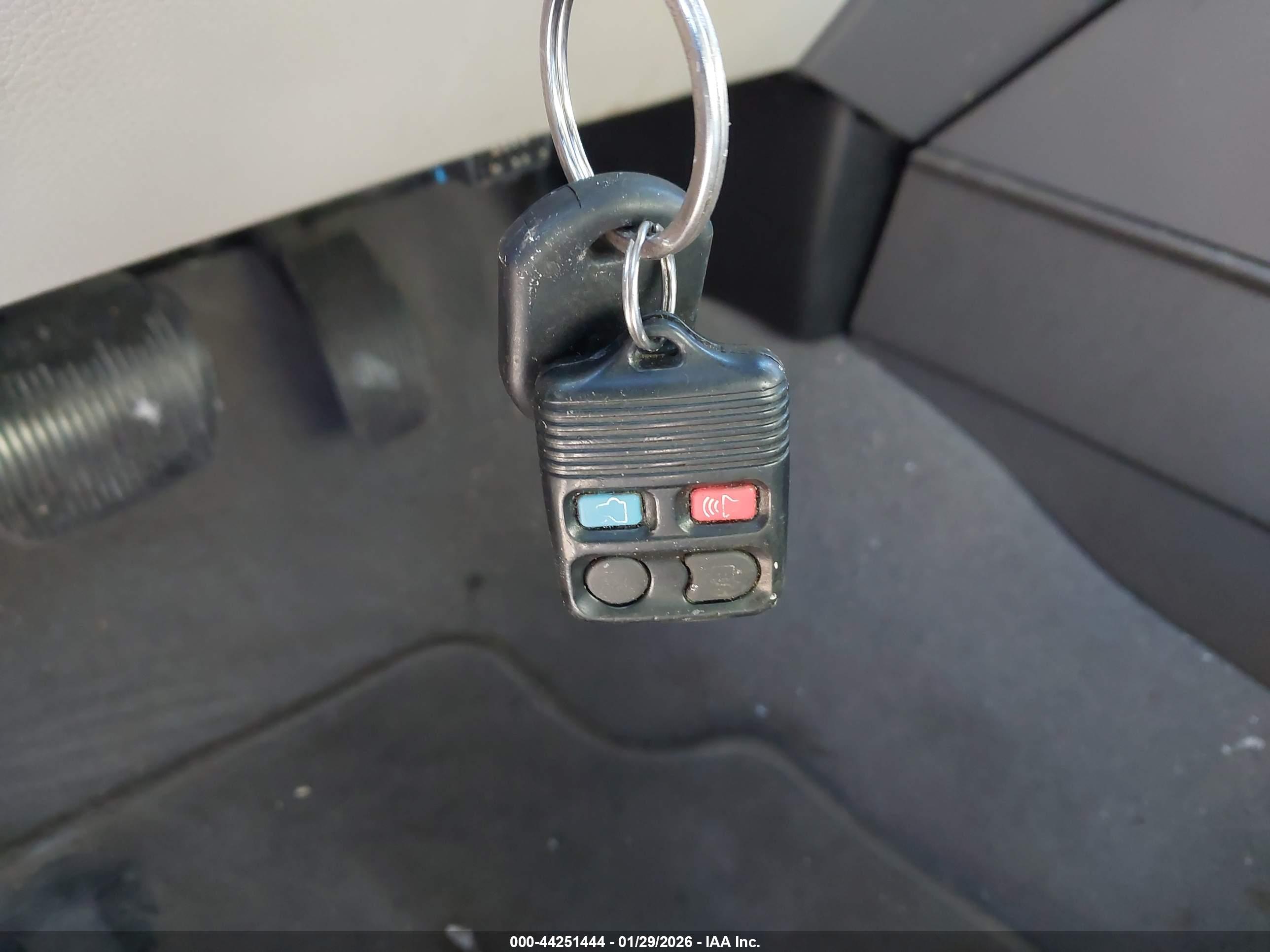FORD EXPEDITION image 11
