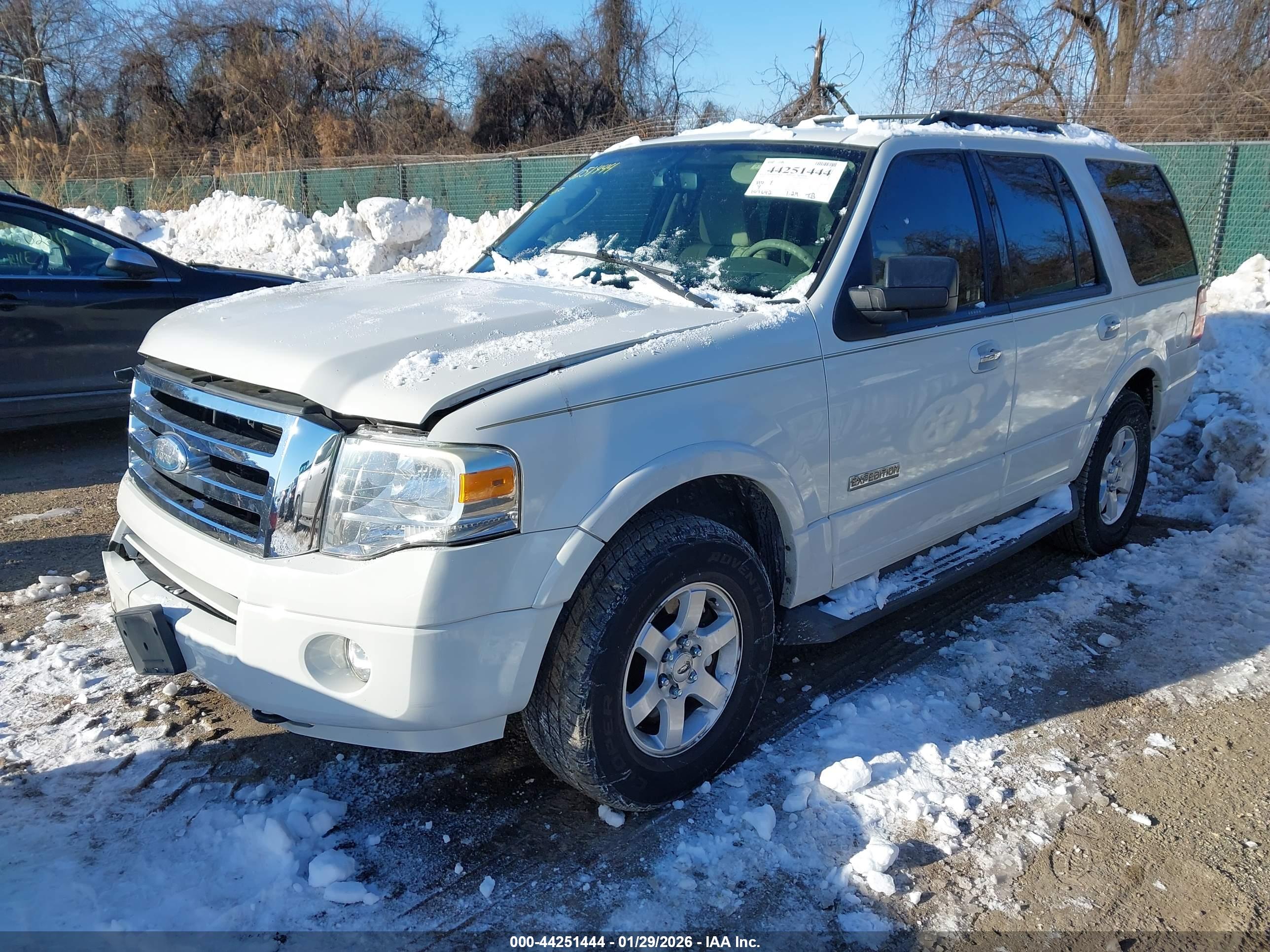 FORD EXPEDITION image 2