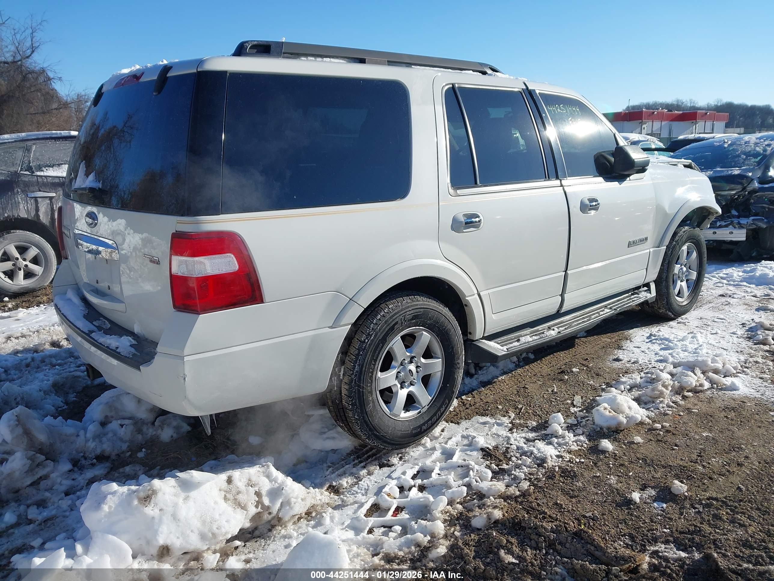 FORD EXPEDITION image 4