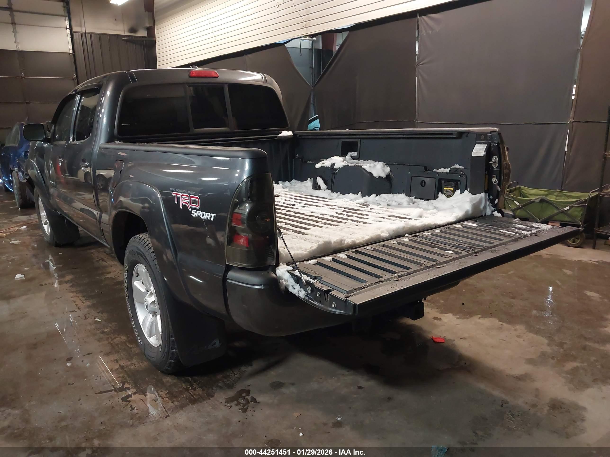 TOYOTA TACOMA image 3