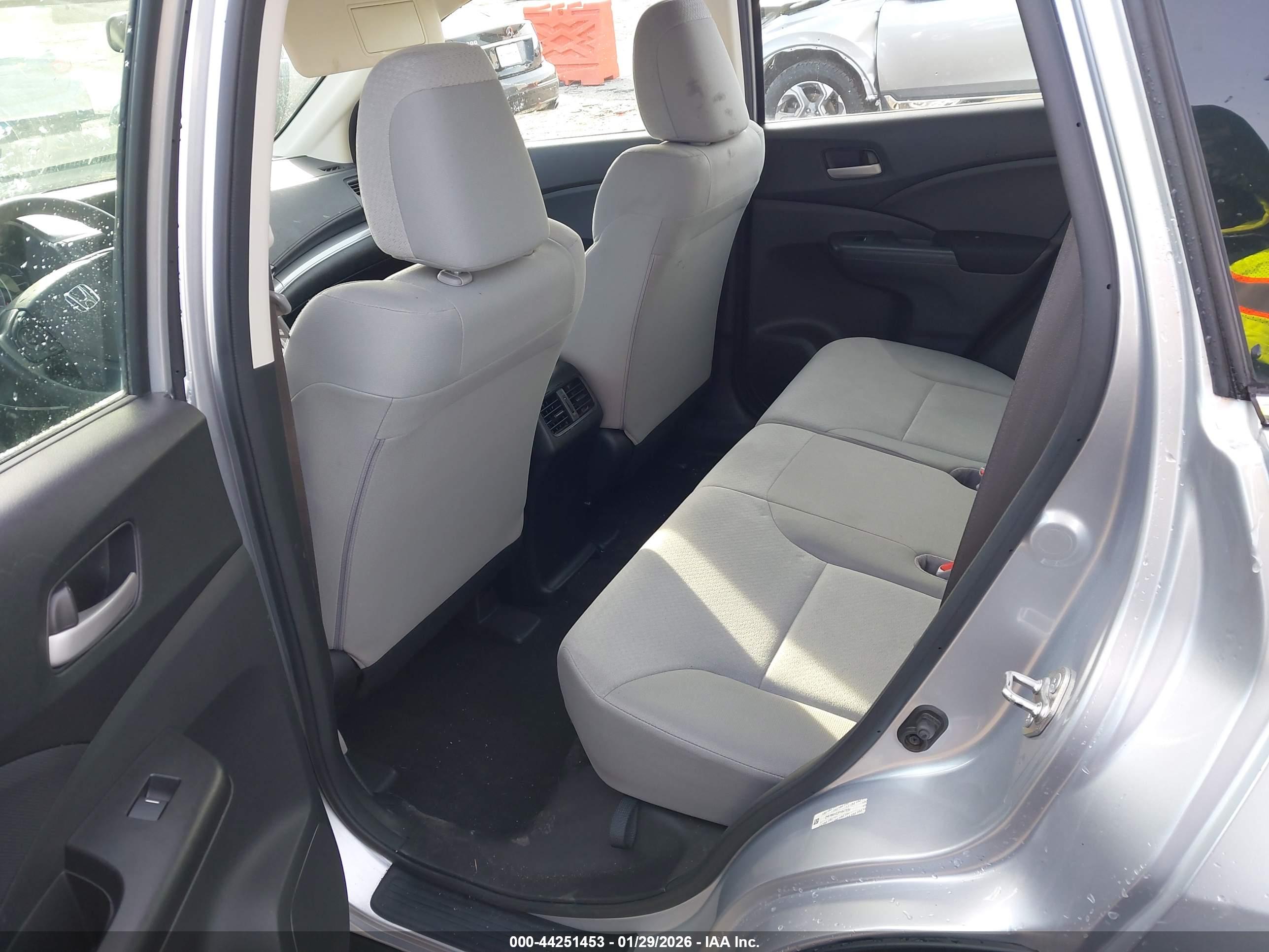 HONDA CR-V image 8