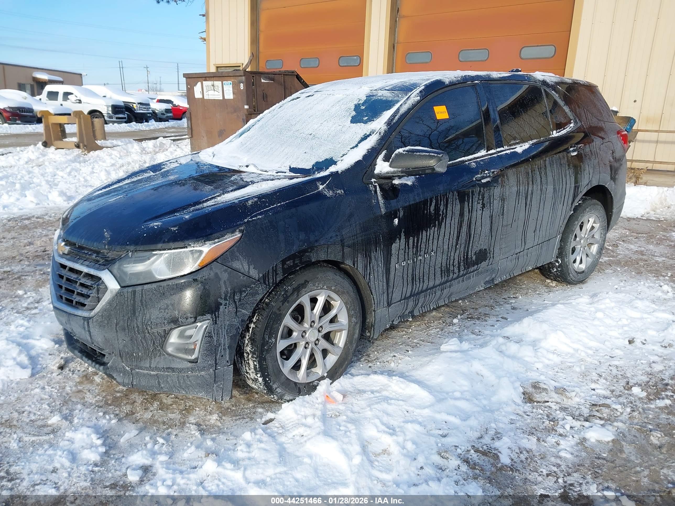 CHEVROLET EQUINOX image 2