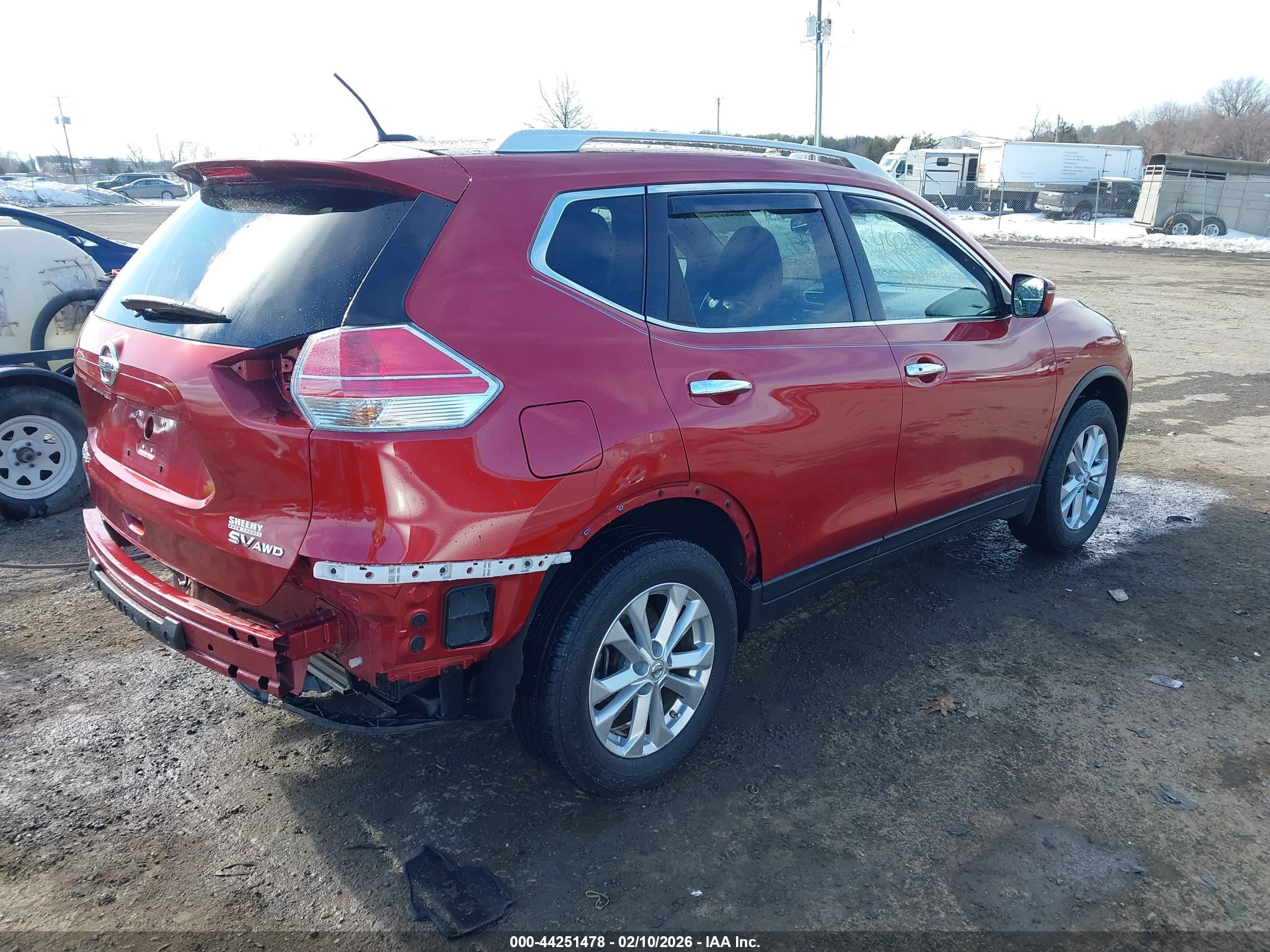 NISSAN ROGUE image 4