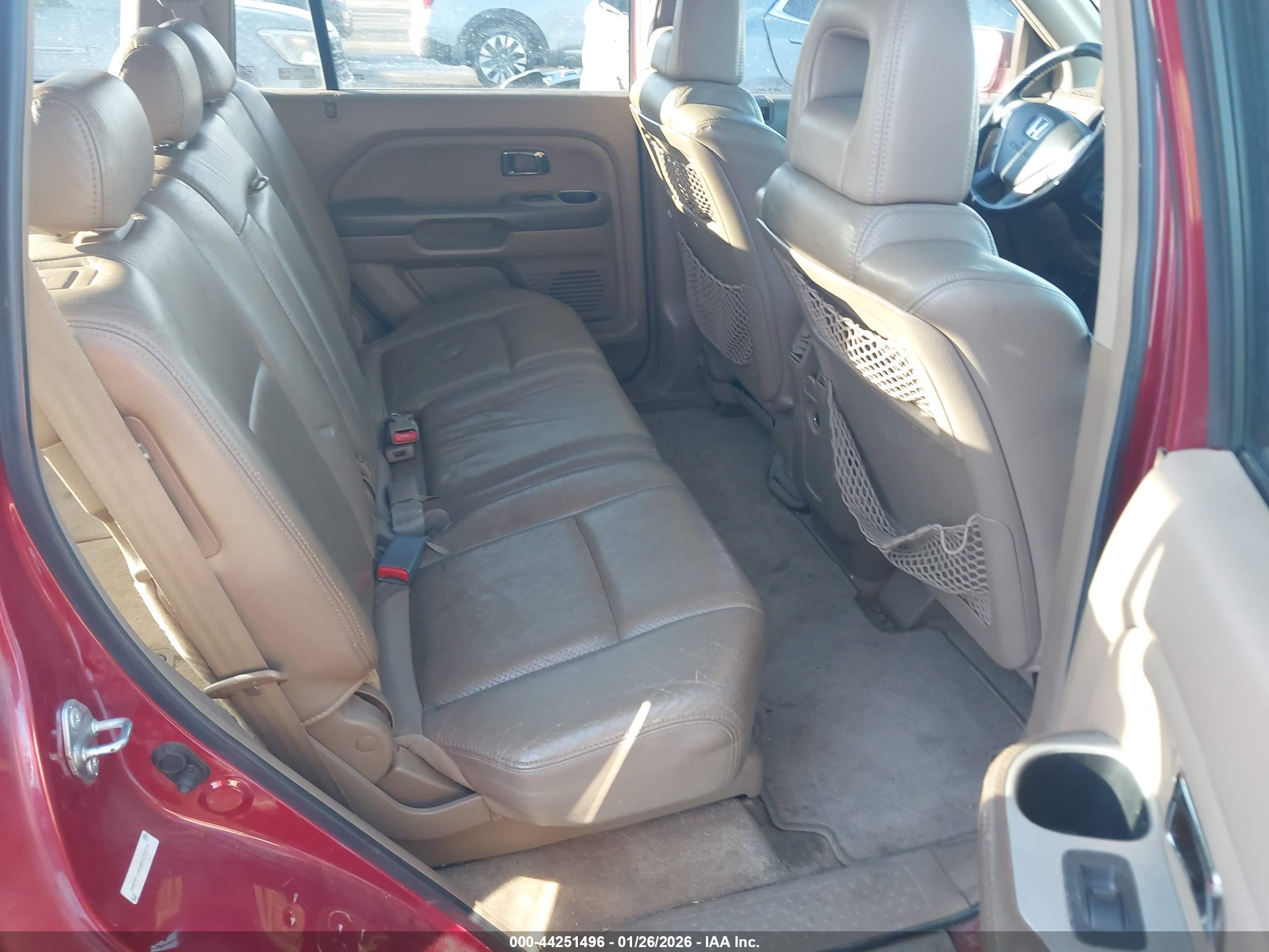 HONDA PILOT image 8
