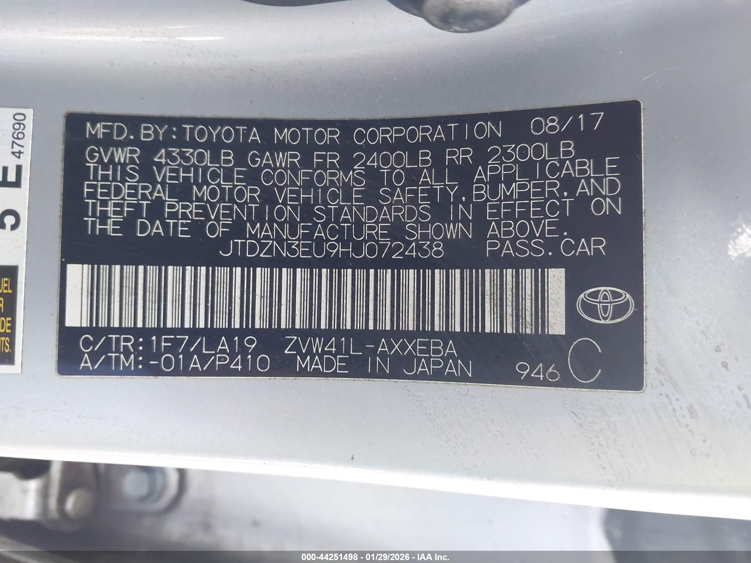 TOYOTA PRIUS image 9