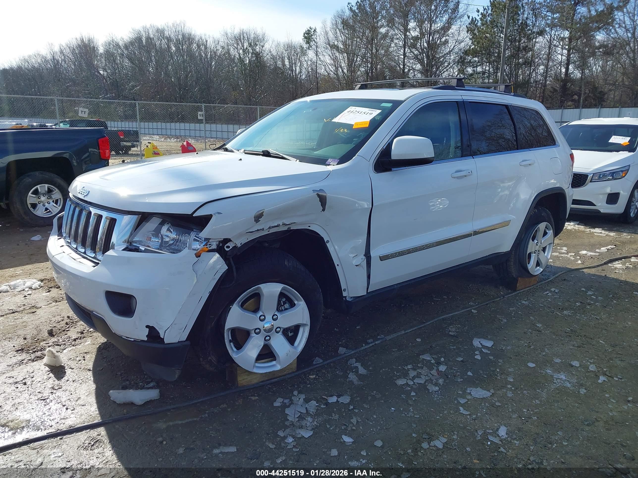 JEEP GRAND image 2