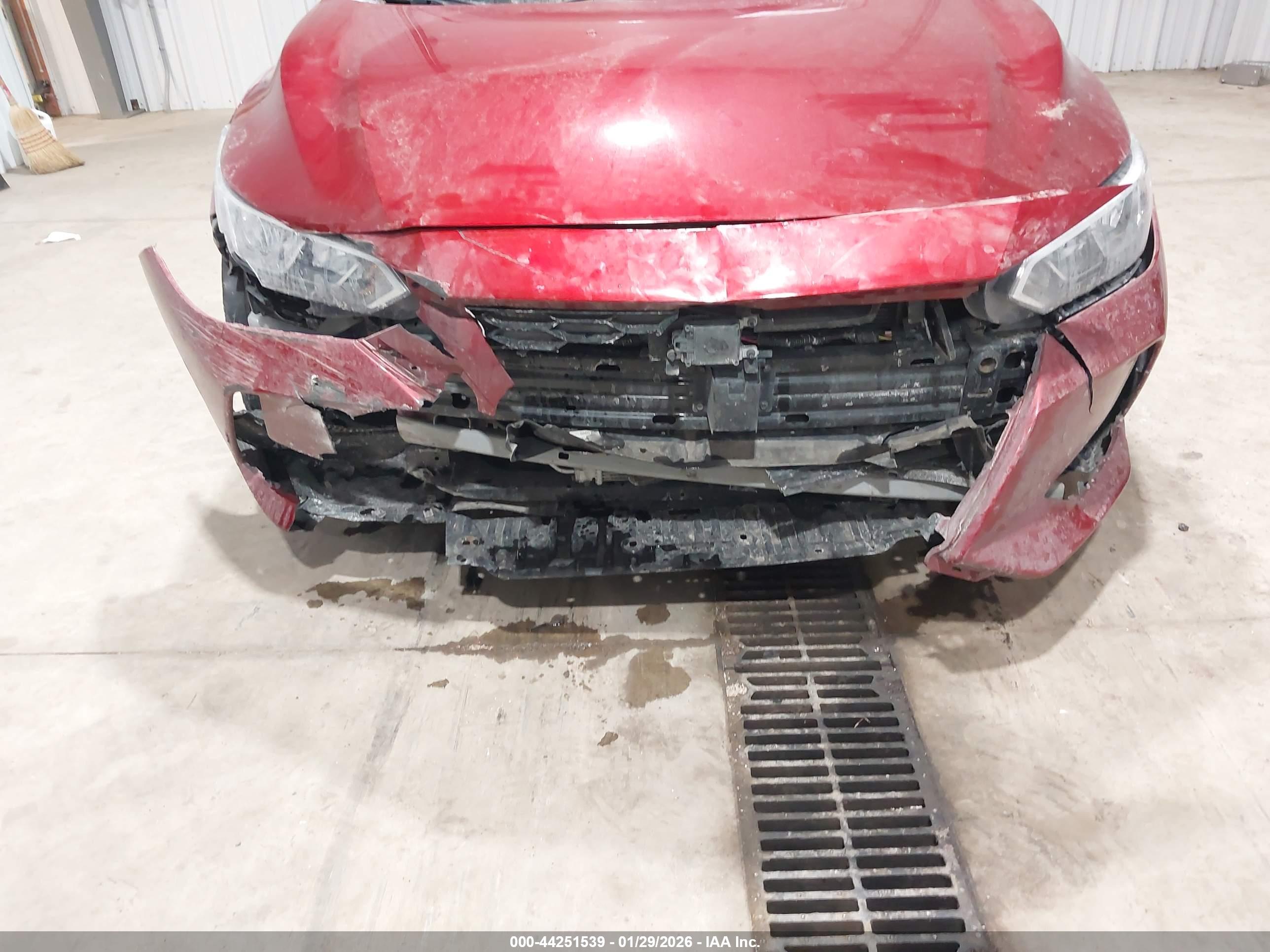 NISSAN SENTRA image 6