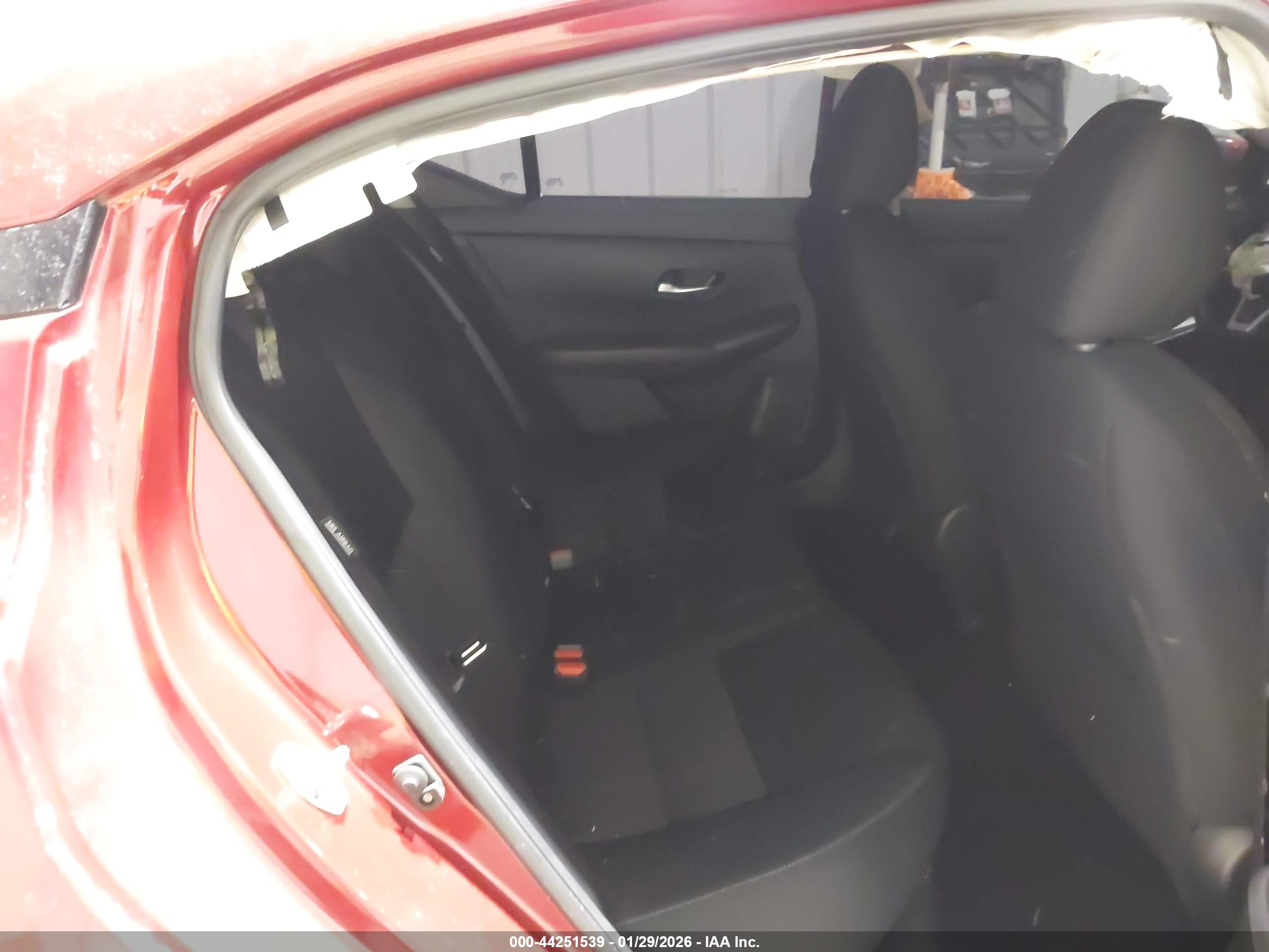 NISSAN SENTRA image 8