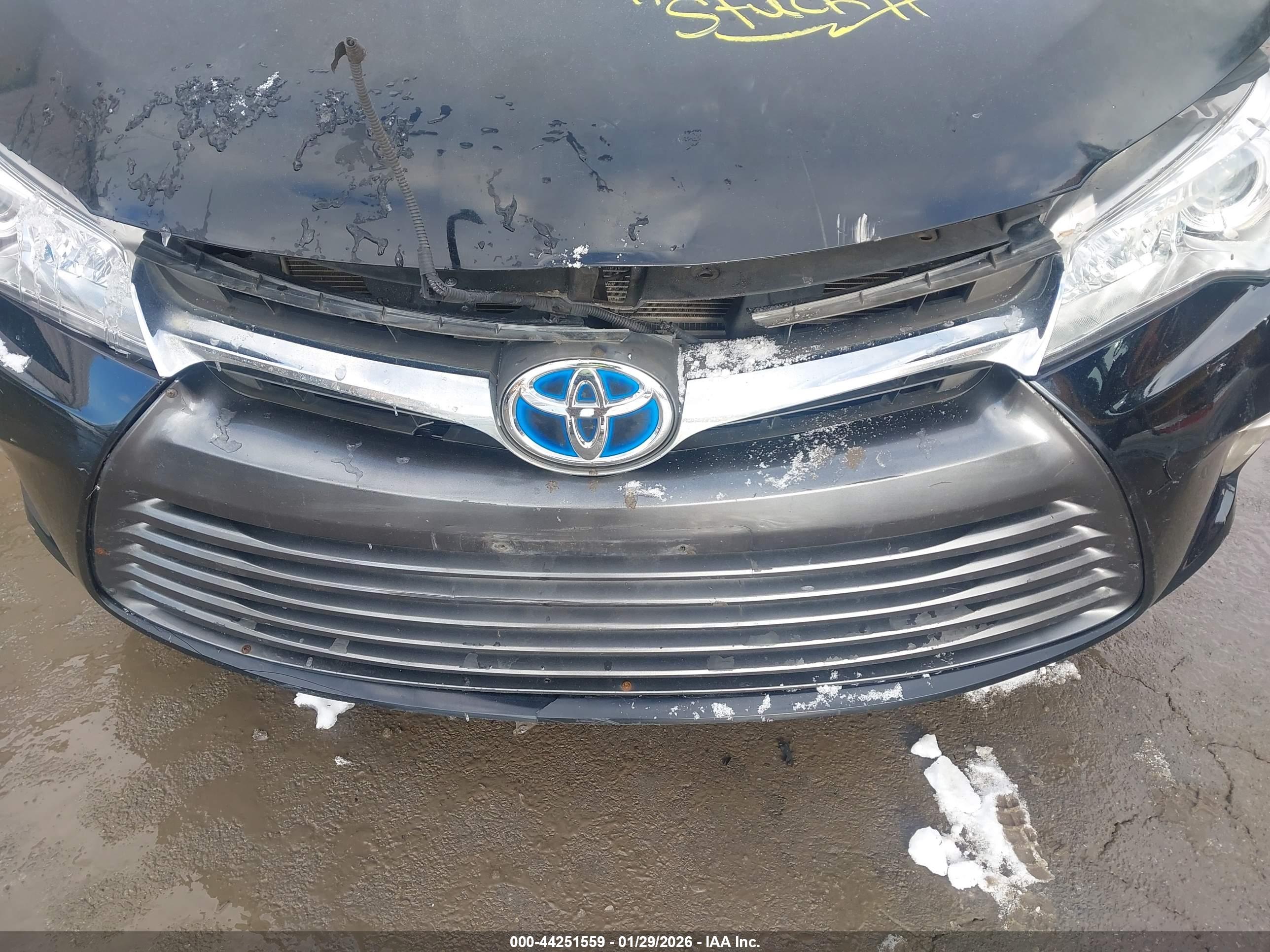 TOYOTA CAMRY image 6