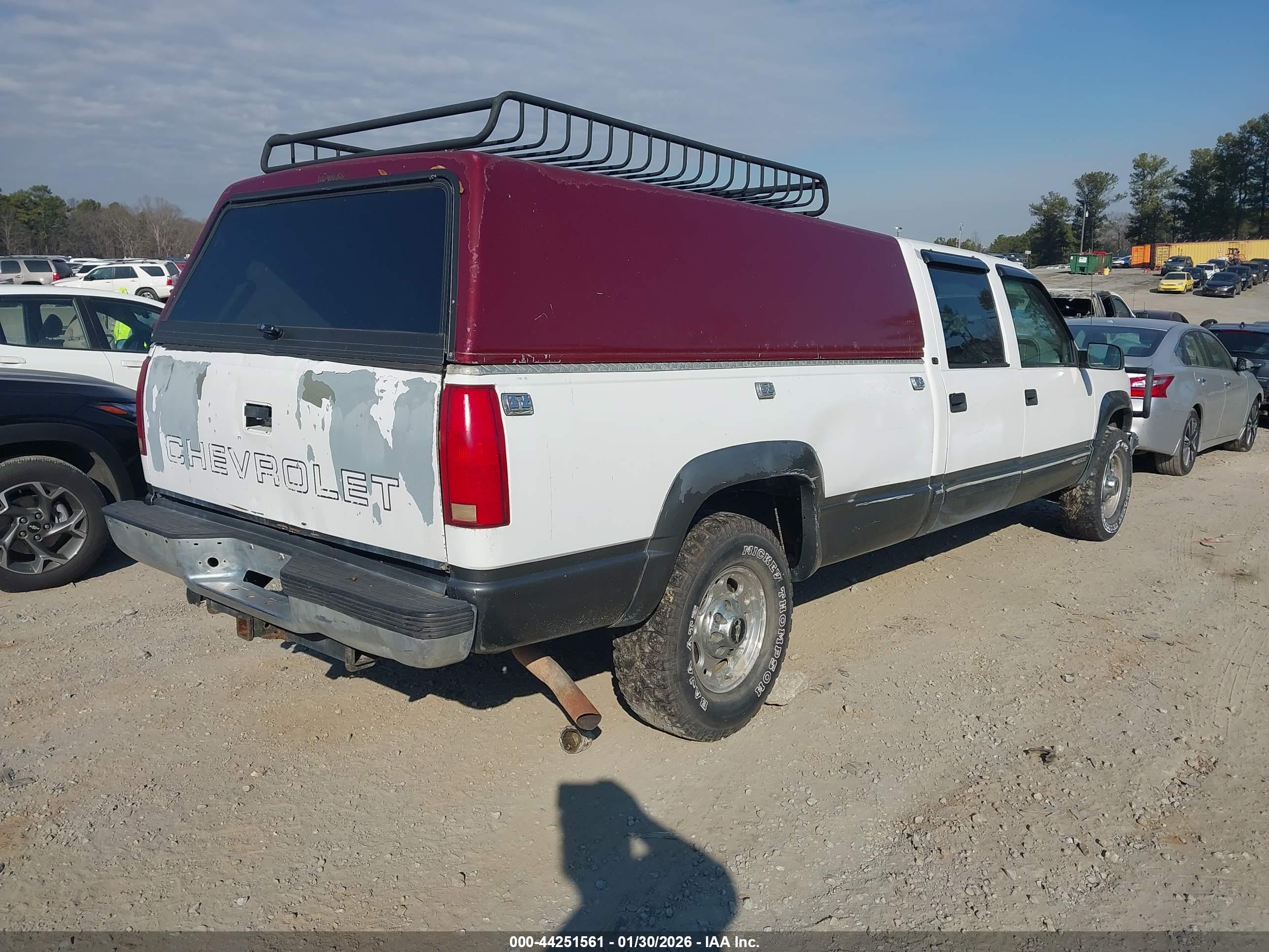 CHEVROLET K3500 image 4