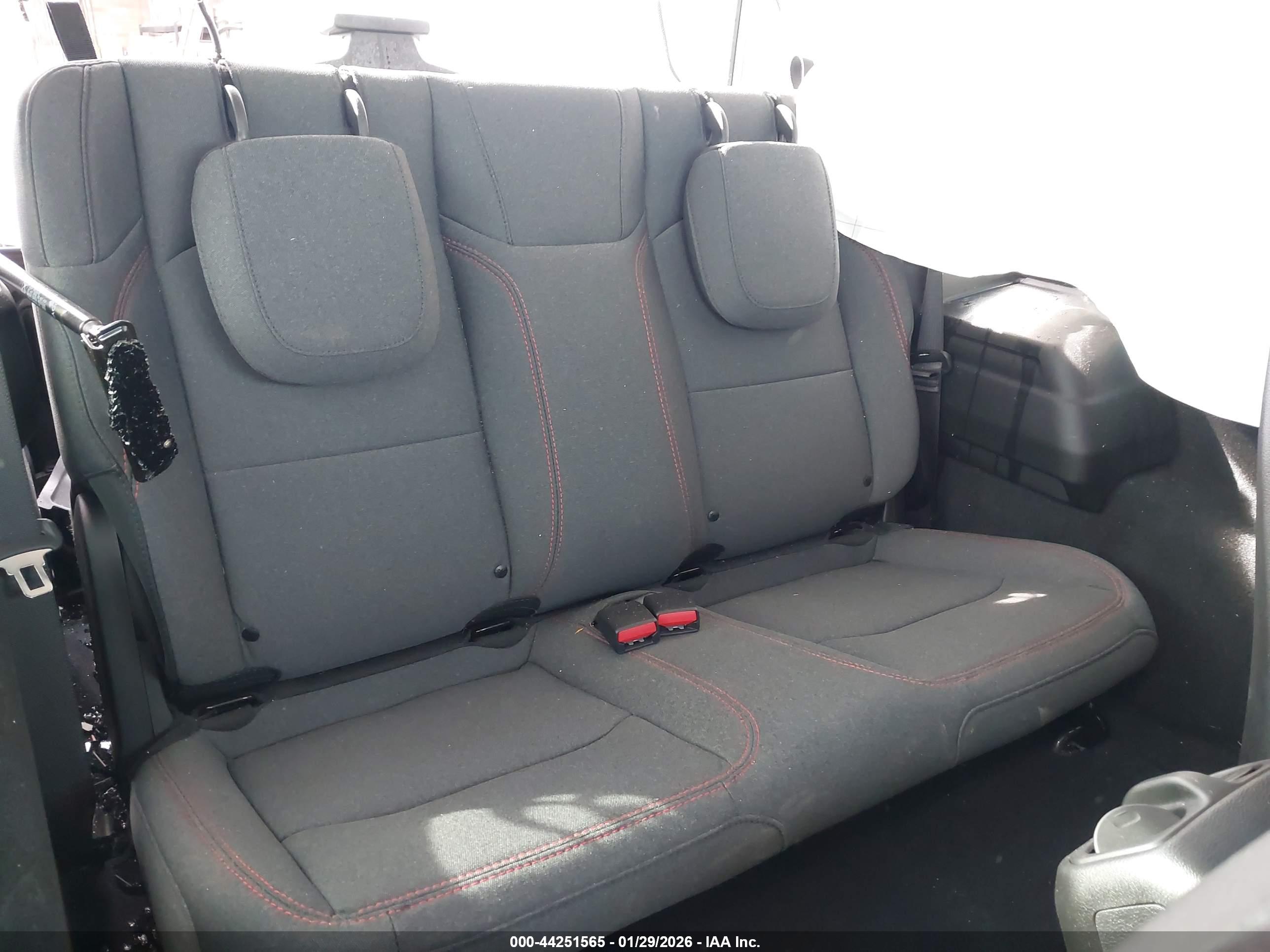 JEEP WRANGLER image 8