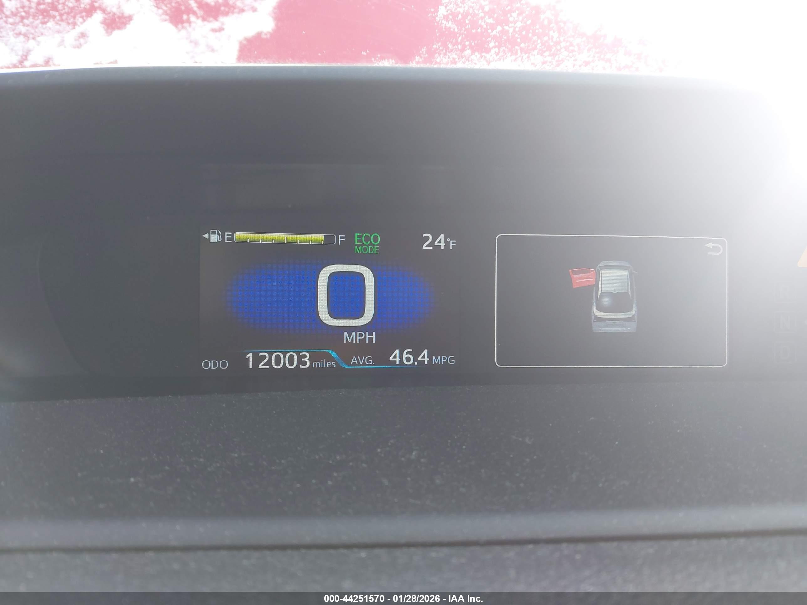 TOYOTA PRIUS image 7