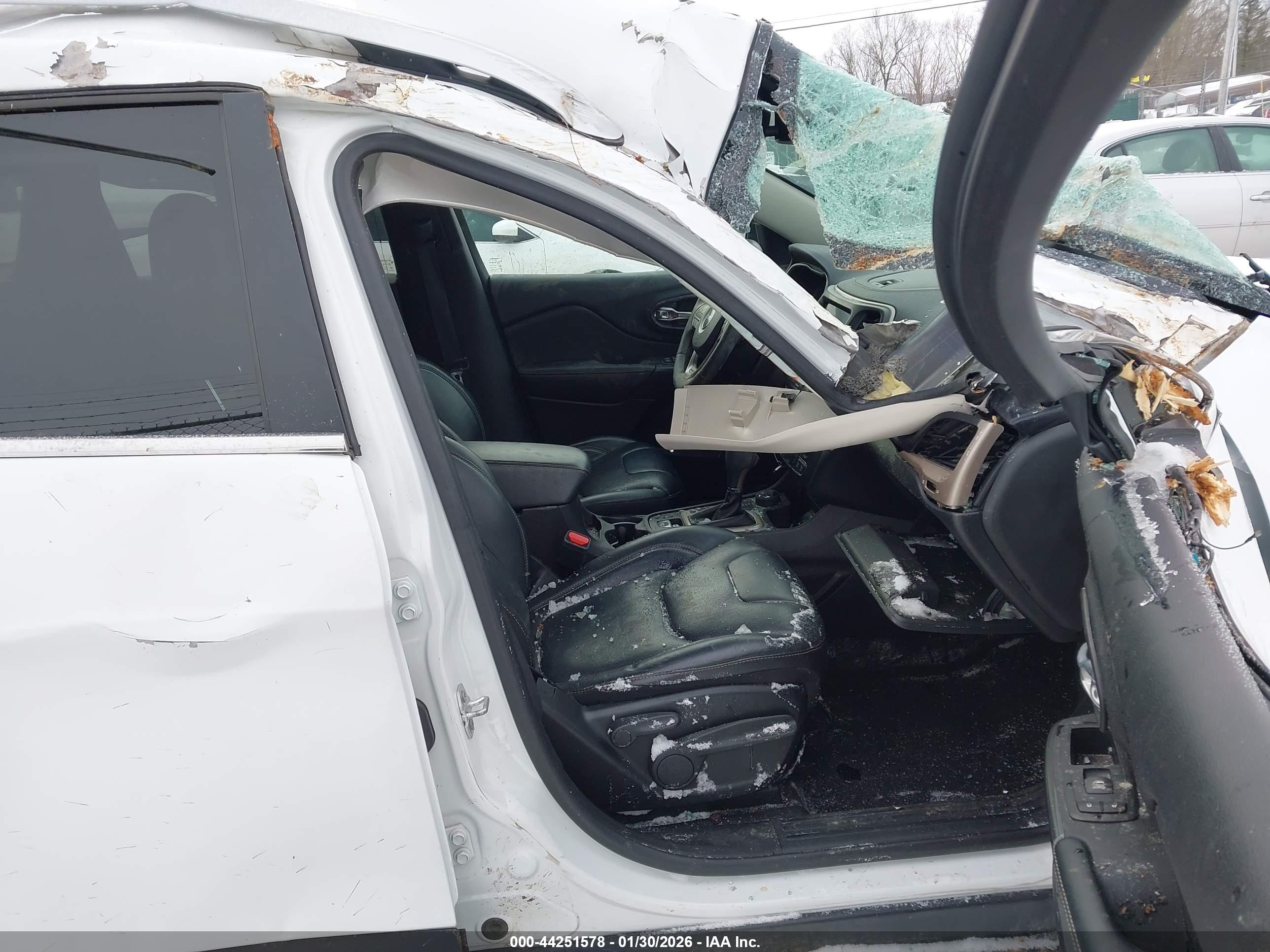 JEEP CHEROKEE image 5