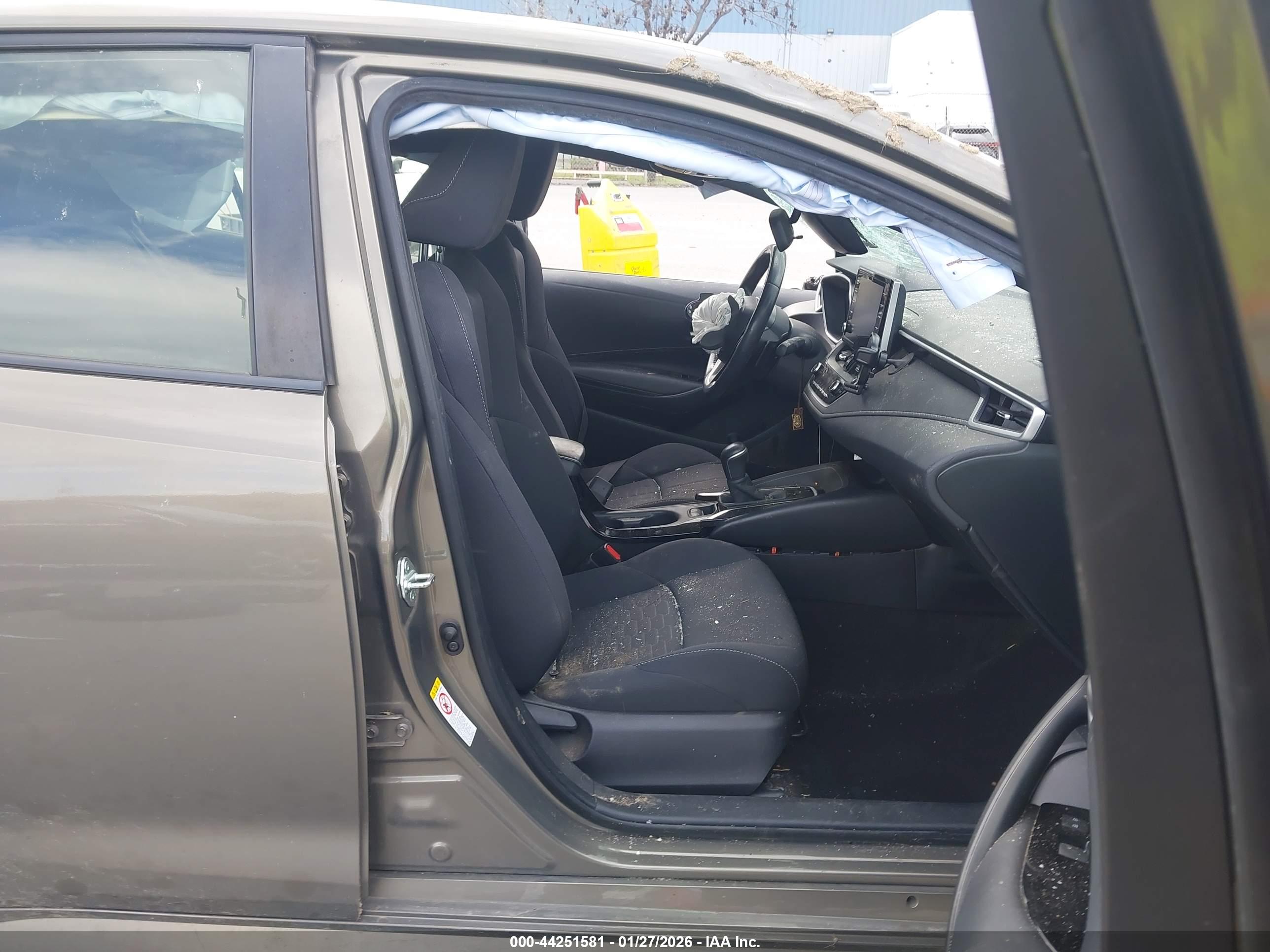 TOYOTA COROLLA image 5
